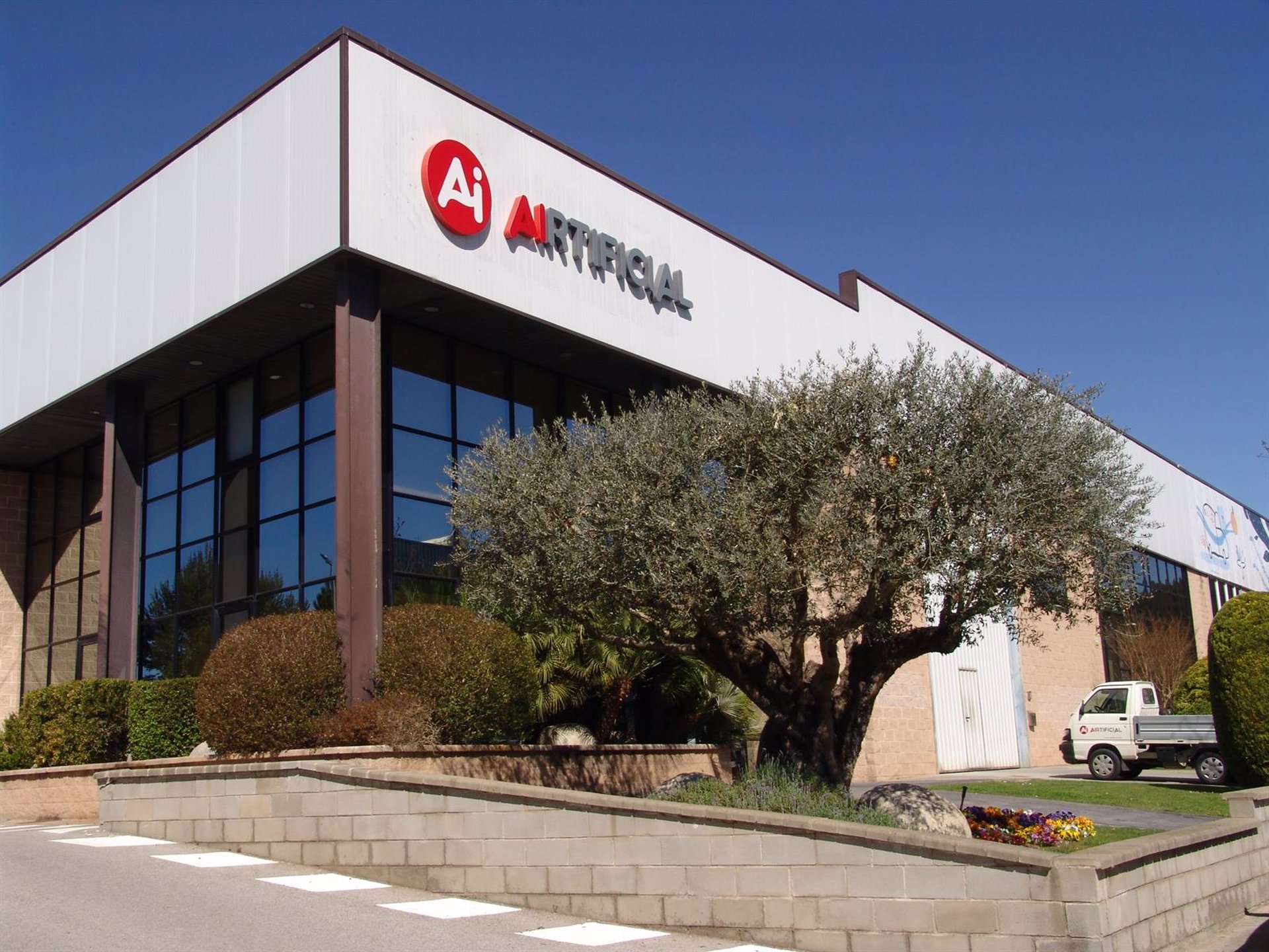 Airtificial amplia su presencia en Perú con contratos de unos 2 millones en ingeniería sostenible