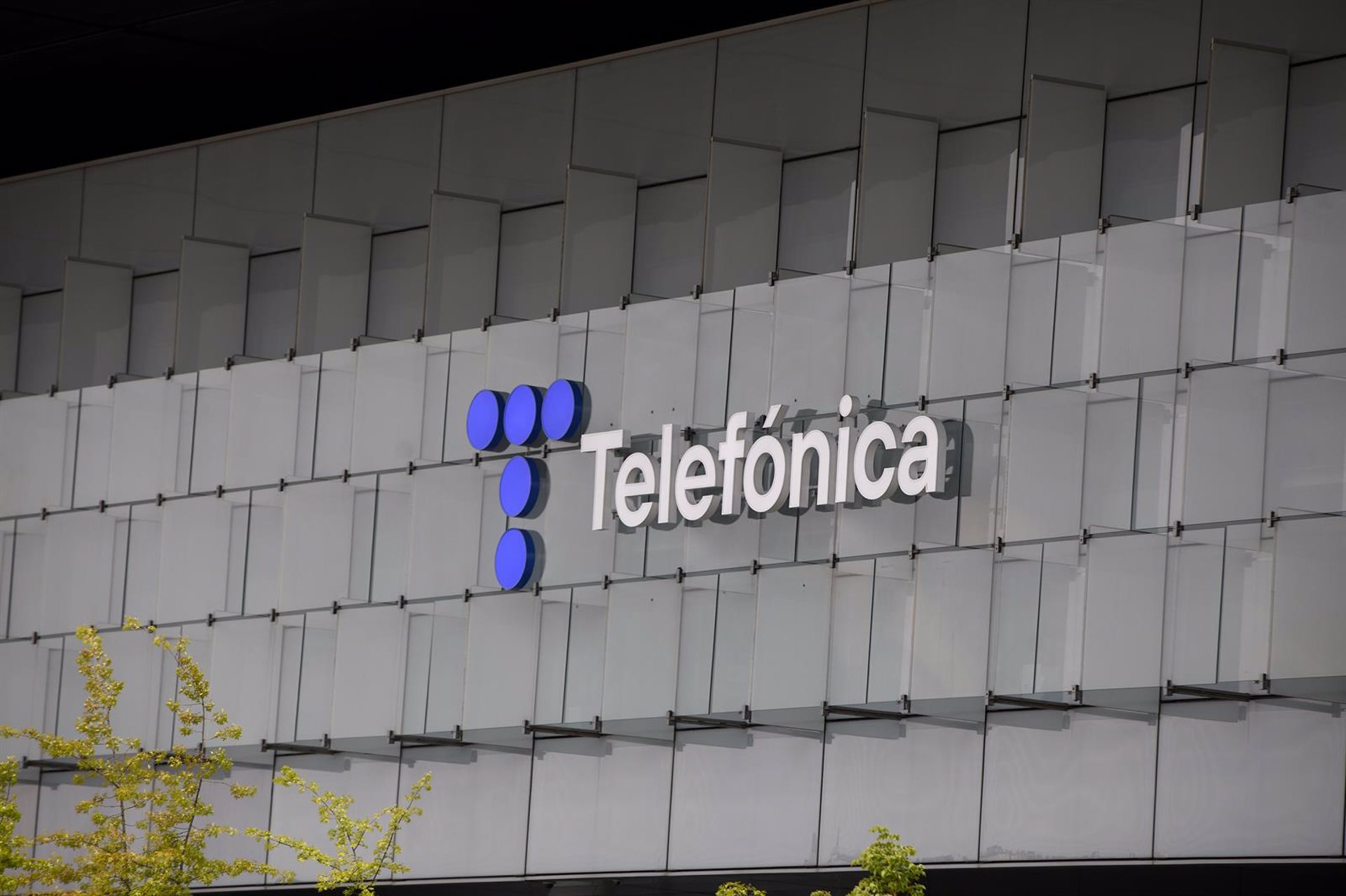 (AM2)Bruselas autoriza la alianza de Telefónica y la generadora Auren en el sector de las renovables en Brasil