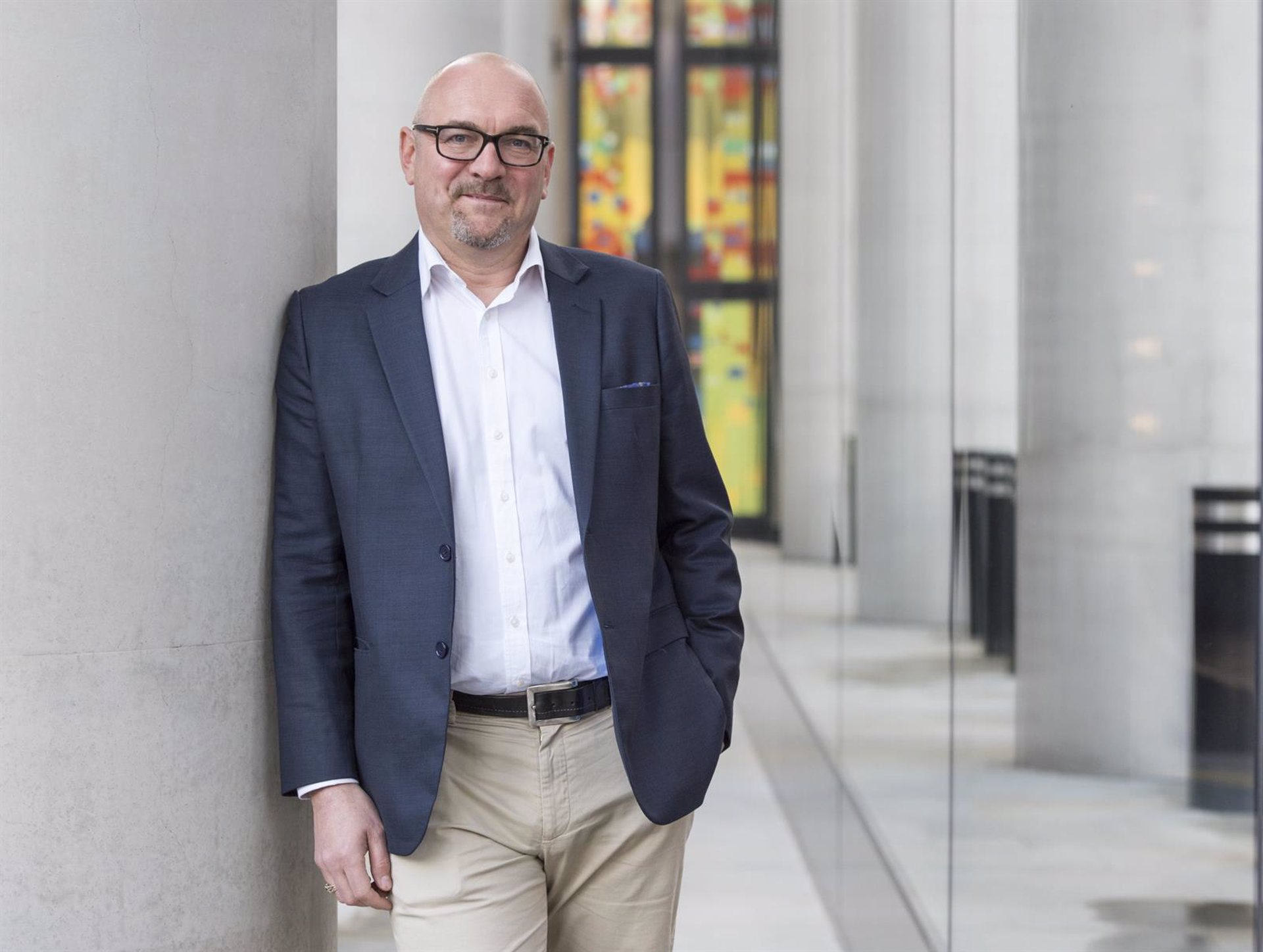 Axa advierte de que la deuda pública presionará los tipos reales y se decanta por el crédito corporativo