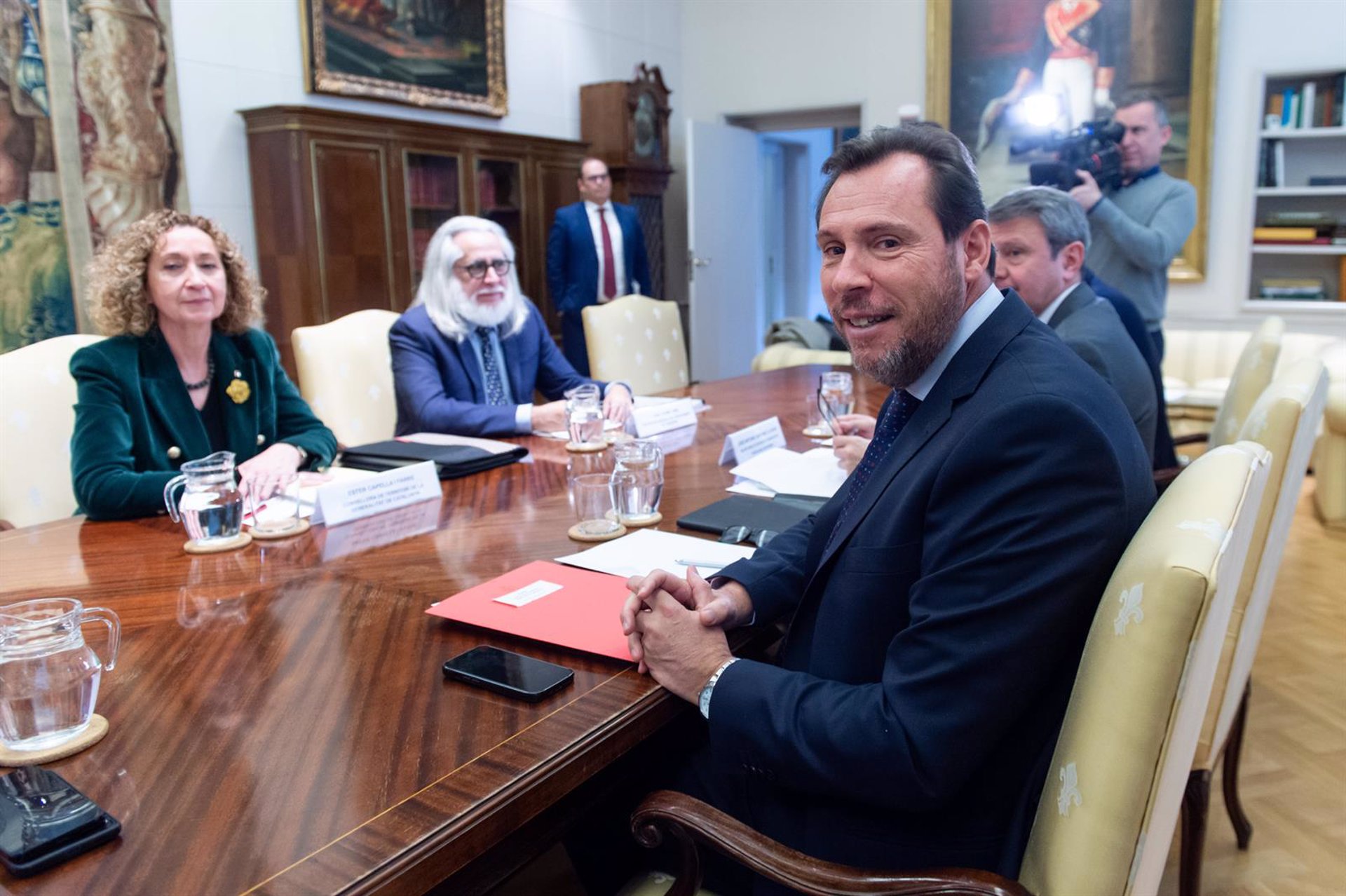 Puente y Capella constituyen el próximo lunes la comisión política para el traspaso de Rodalies a Cataluña