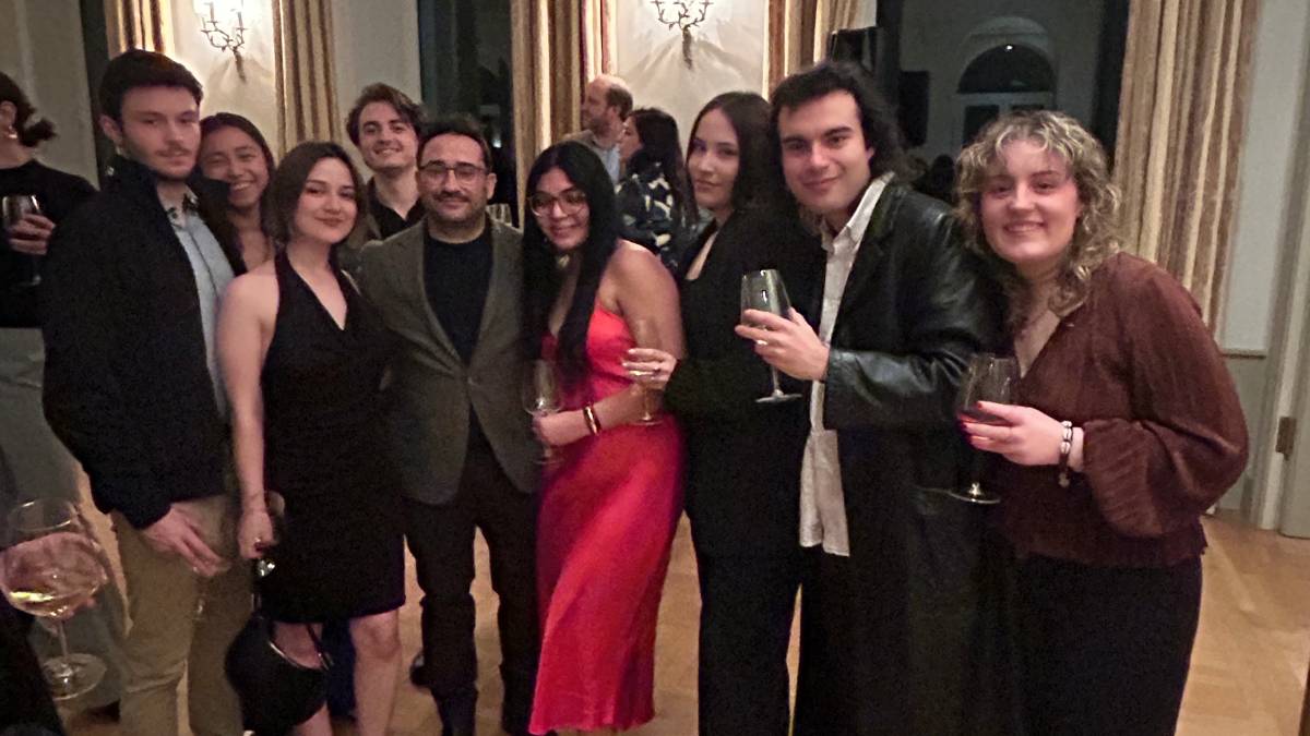 Nos colamos en la fiesta de la embajada española en Berlín con lo mejor del cine patrio