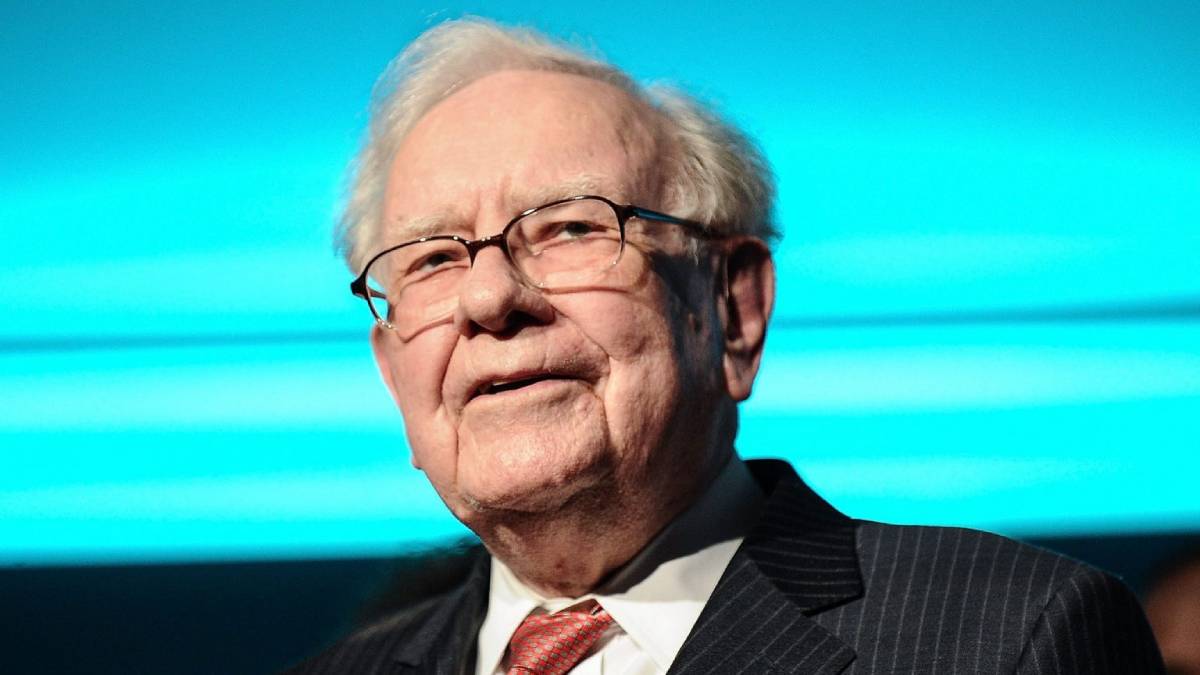 Berkshire Hathaway tiene 168.000 millones de dólares en efectivo: estas acciones deberían estar en la lista de compras de Buffett