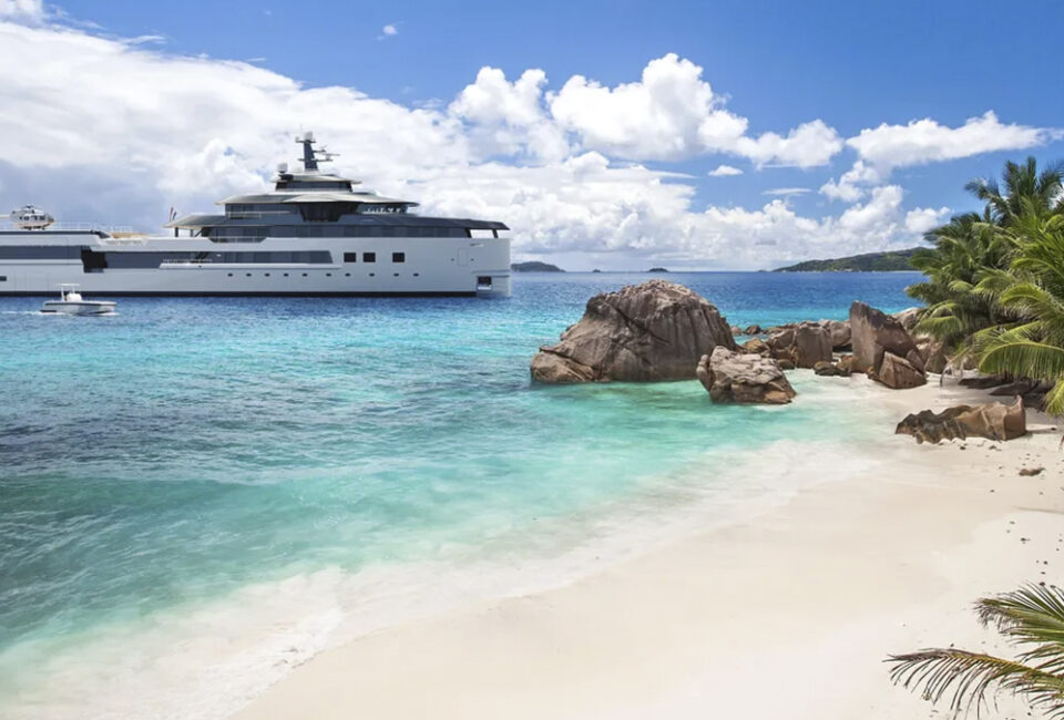 ¿Es el Xplorer 80 de 262 pies de eslora el superyate crossover definitivo?