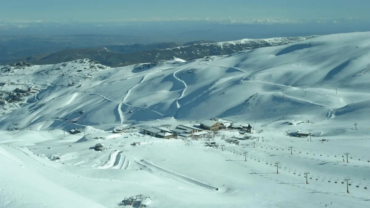 Así son las visitas a los escenarios donde se grabaron ‘Oppenheimer’, ‘Barbie’ o ‘La Sociedad de la Nieve’