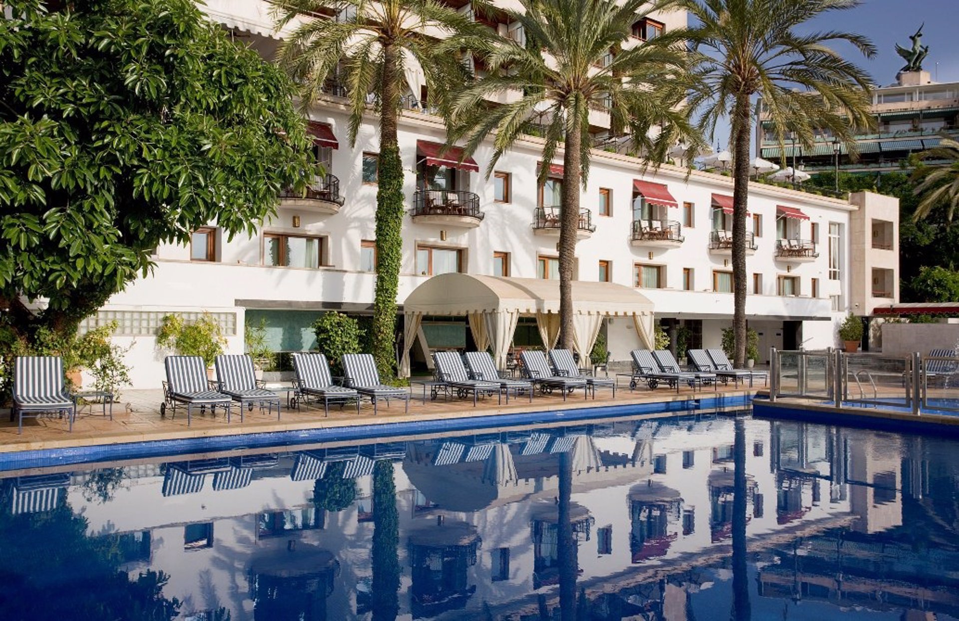 Hoteles completos, subida de precios… Estas son las previsiones hoteleras para Semana Santa