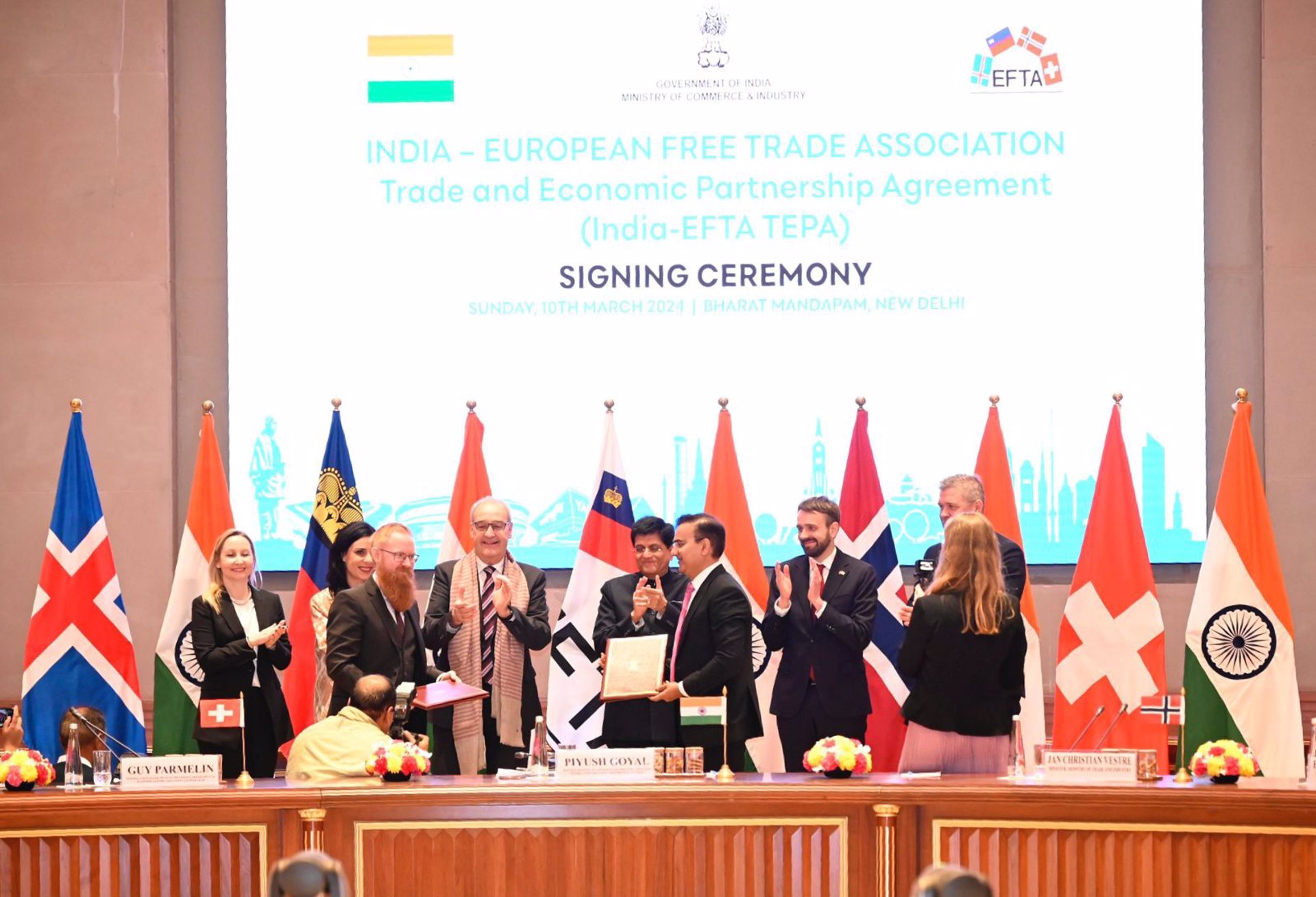 India firma un acuerdo de libre comercio con Noruega, Suiza, Islandia y Liechtenstein (AELC)