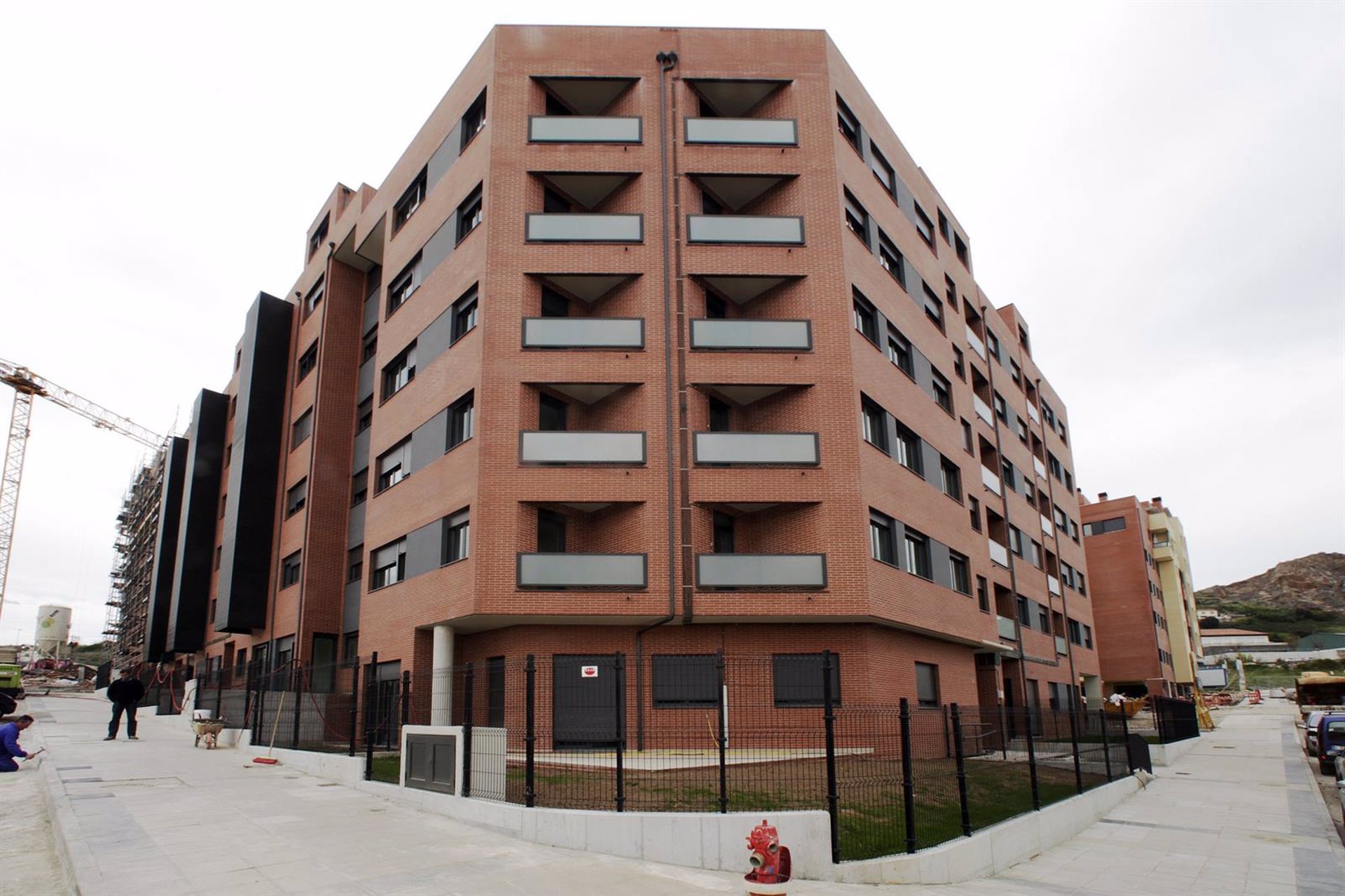 Los arquitectos valoran la directiva de Eficiencia Energética en Edificios, «clave» en la descarbonización