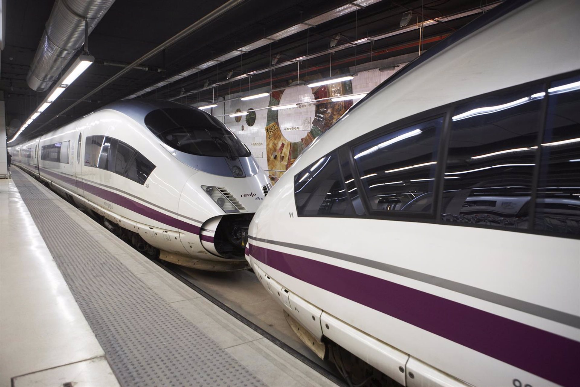 Renfe estrenará el 8 de abril un AVE Barcelona-Madrid a primera hora de la mañana