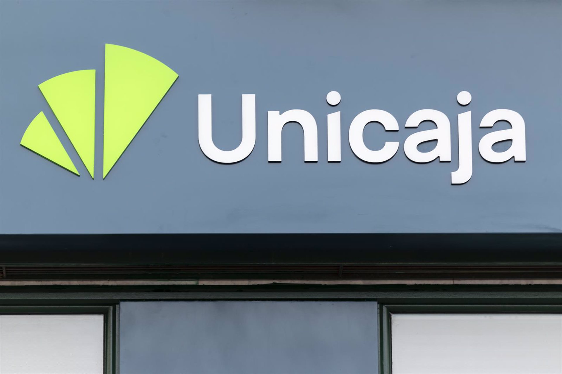 Unicaja ejecuta menos de un 2% de su programa de recompra de acciones en su primera semana