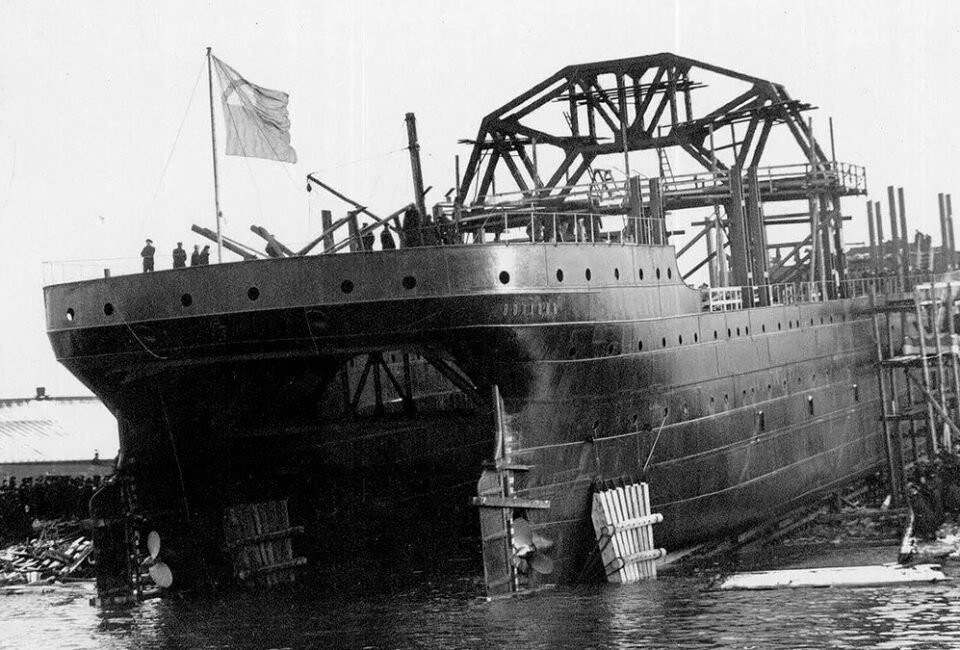 La historia del buque de guerra ruso ‘Kommuna’: un veterano de 111 años que ha vivido tres guerras