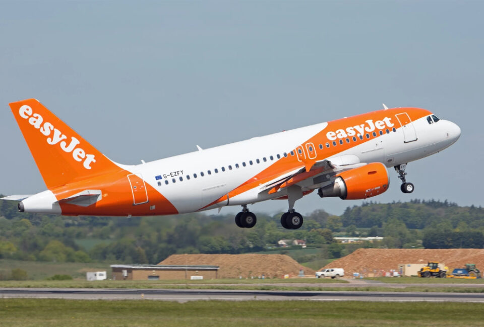 Cómo easyJet está usando la Inteligencia Artificial para llenar más sus aviones