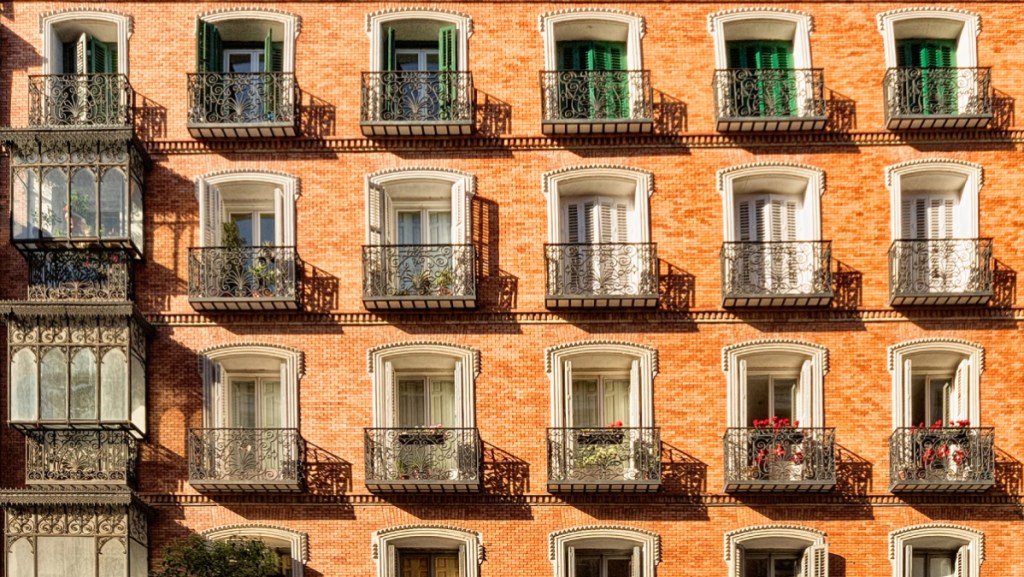 Así es como Madrid quiere regular y limitar la proliferación de viviendas de uso turístico