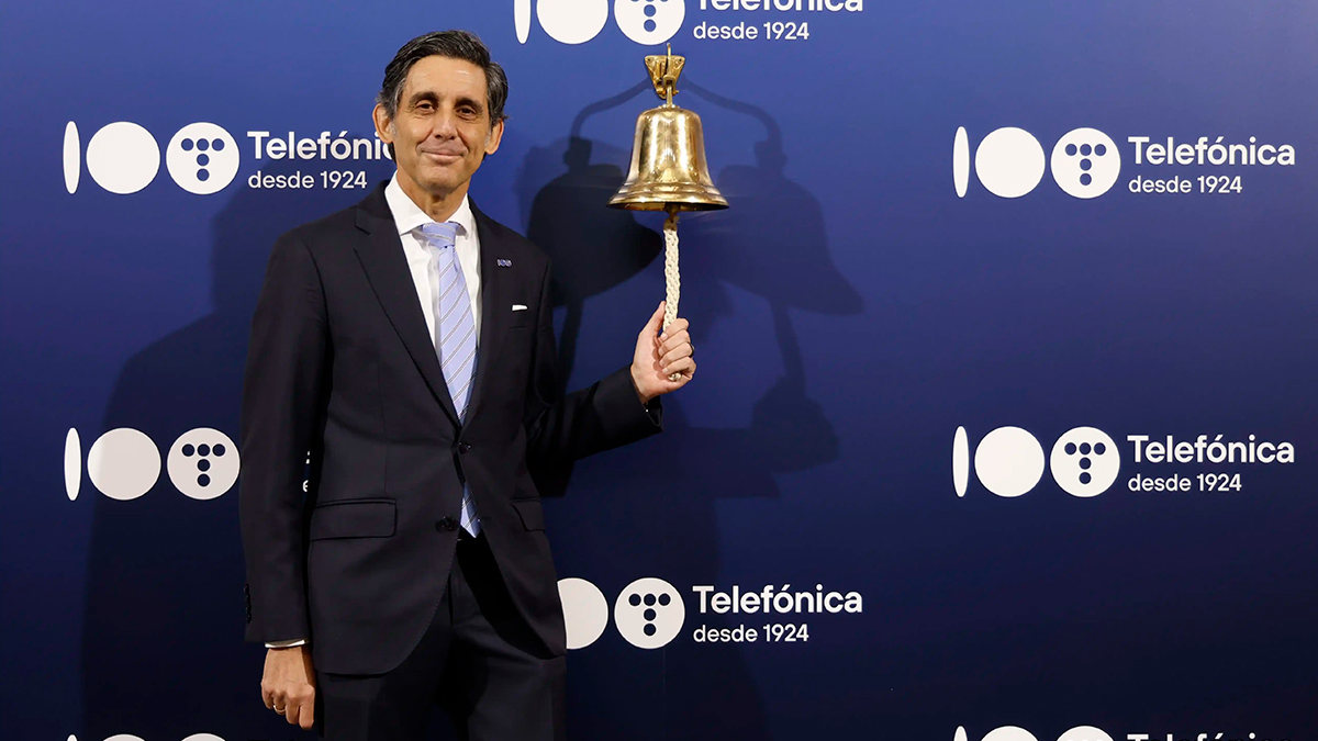 Álvarez-Pallete recibe 2,17 millones en acciones de Telefónica como parte del plan de incentivos de 2021