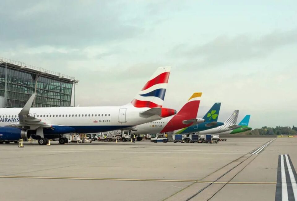 IAG, matriz de Iberia, British Airways, Vueling y Aer Lingus, amortiza más de 3.000 millones de deuda: cómo lo ha logrado