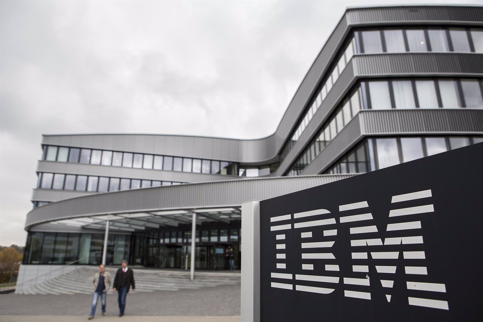 IBM dispara su beneficio hasta marzo con casi 1.500 millones (+73%) y compra HashiCorp por 5.967 millones