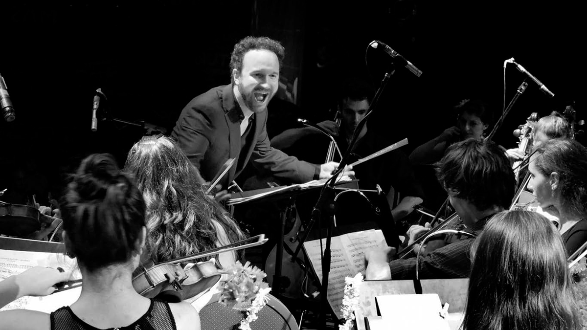 El compositor Juan Antonio Simarro inaugura un nuevo ‘tempo’ con un concierto en el Ateneo de Madrid