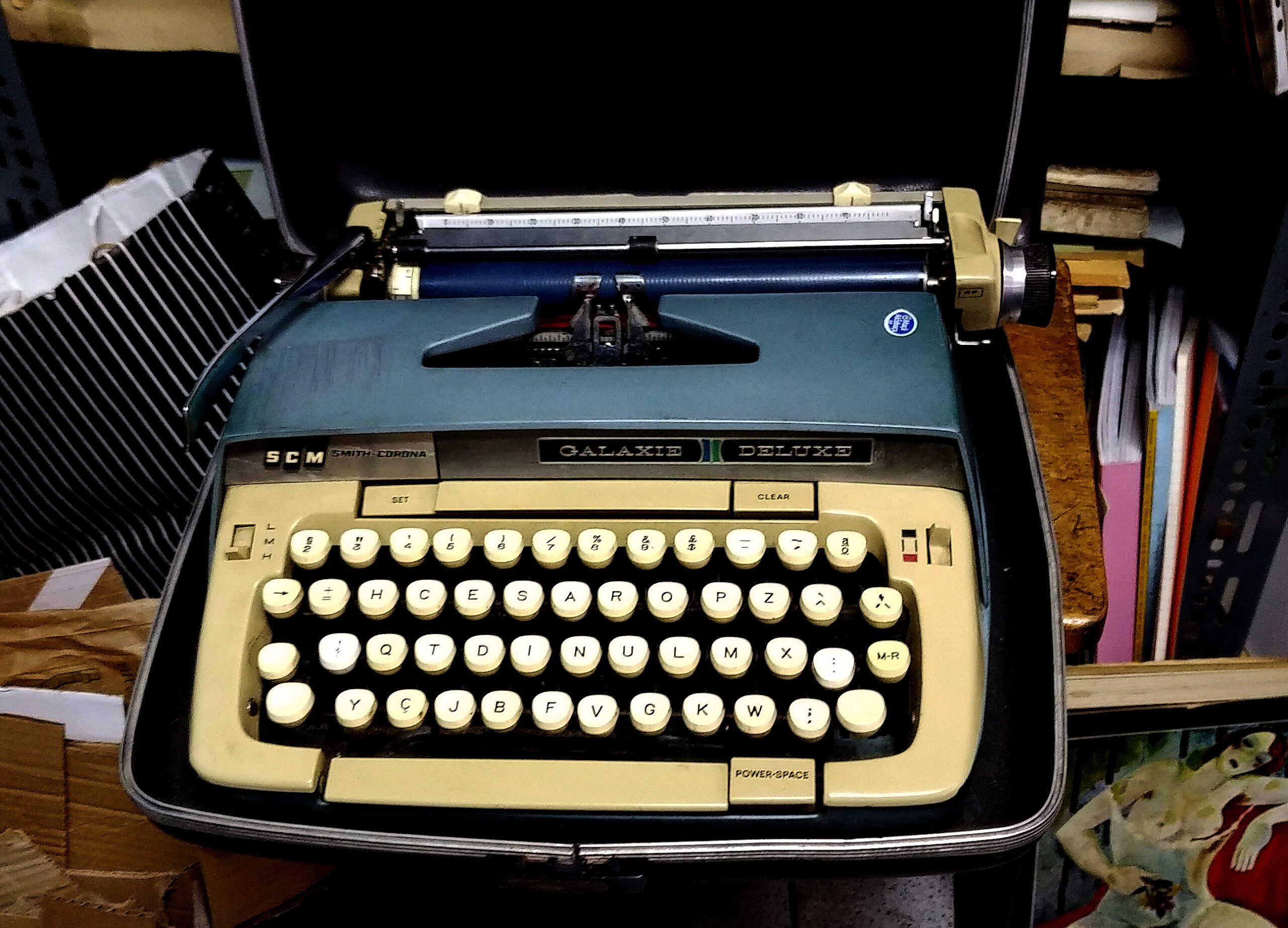 Una historia de teclados y dictadores