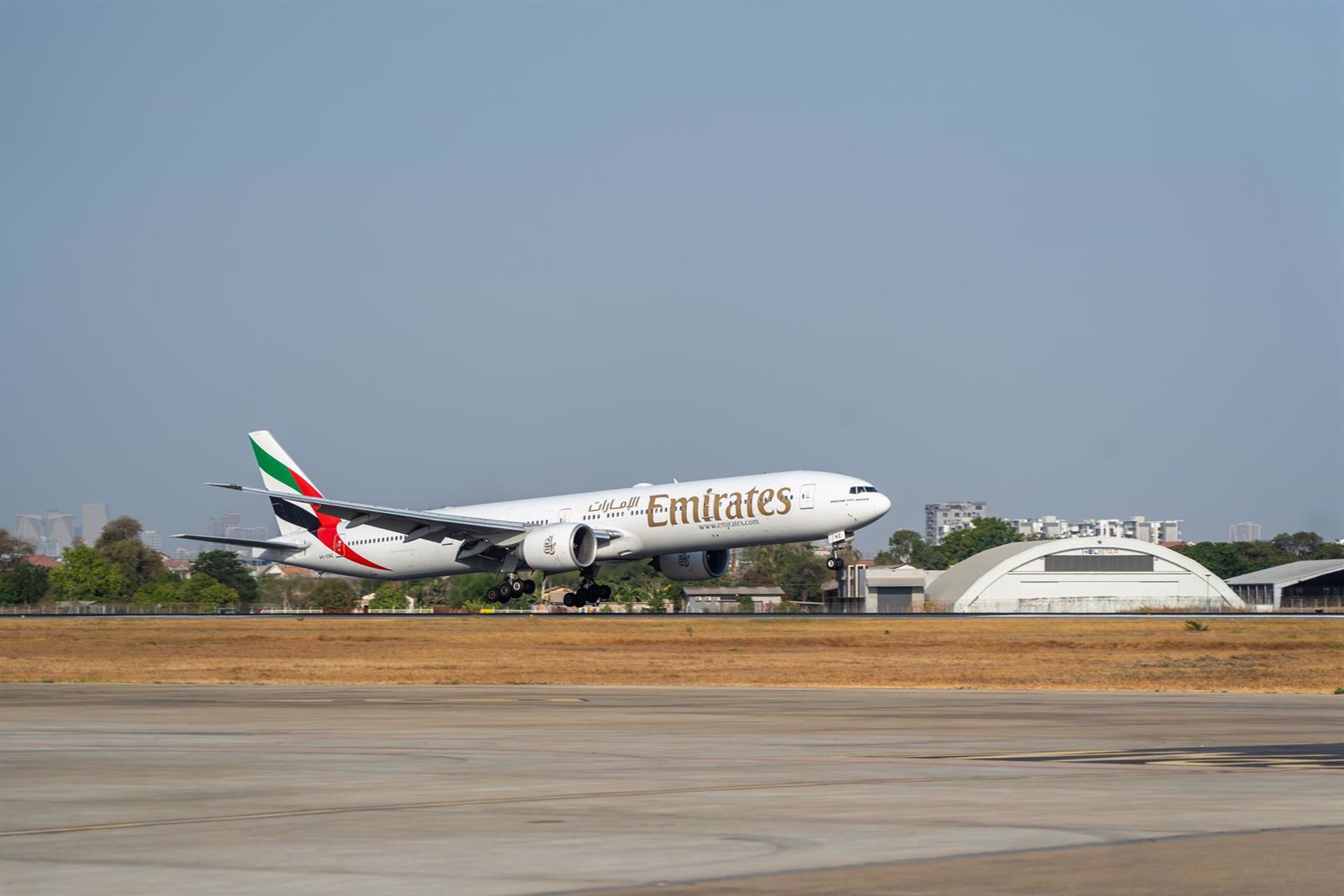 Emirates aterriza en Phnom Penh (Camboya) con un vuelo diario