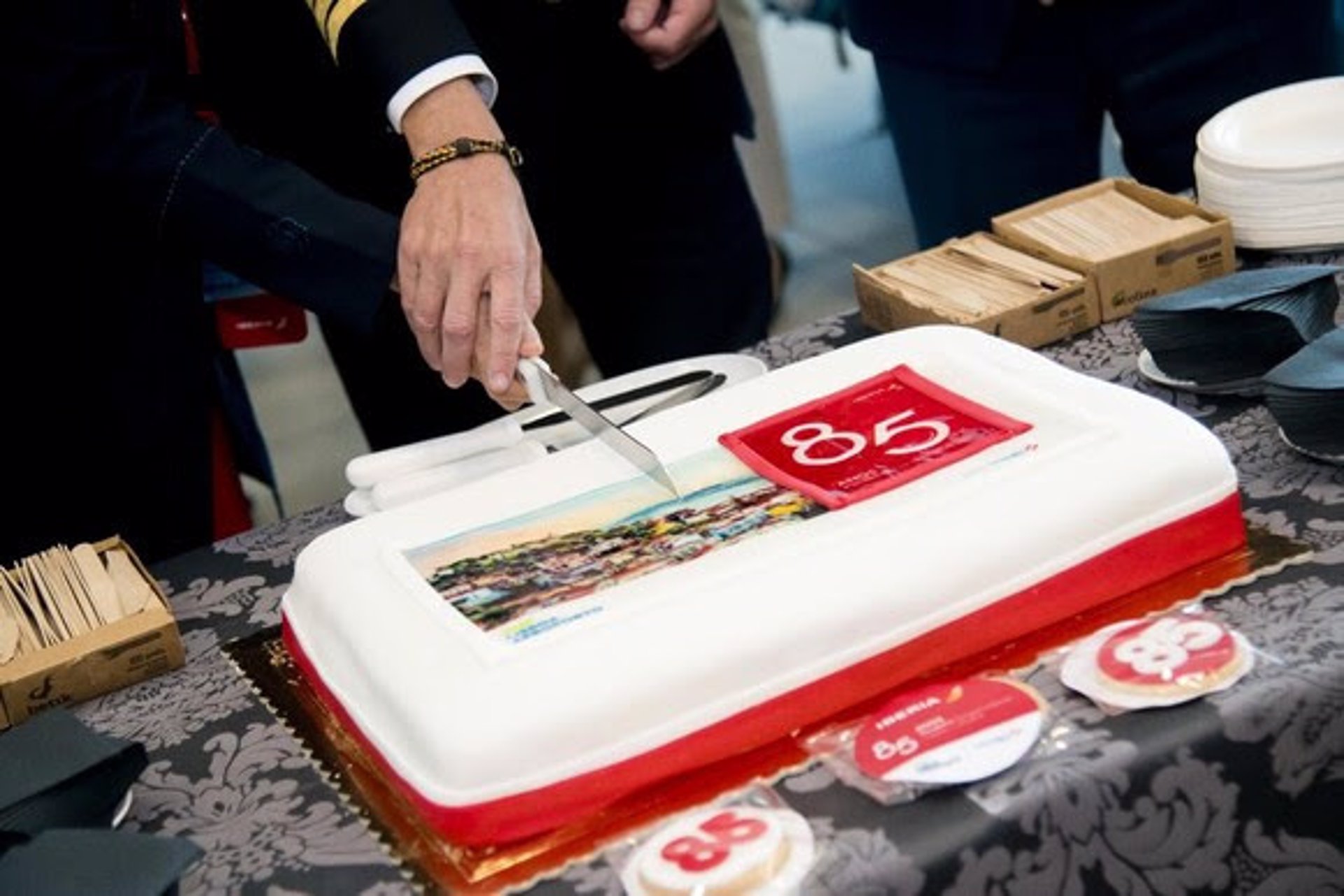 Iberia celebra el 85 aniversario de la ruta Madrid-Lisboa