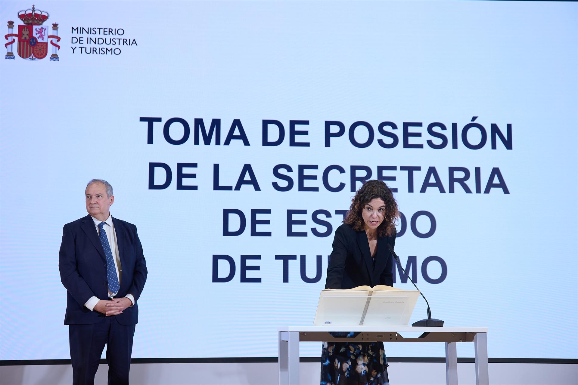 Hereu reconoce la trayectoria de la nueva secretaria de Turismo y destaca su papel en sostenibilidad turística