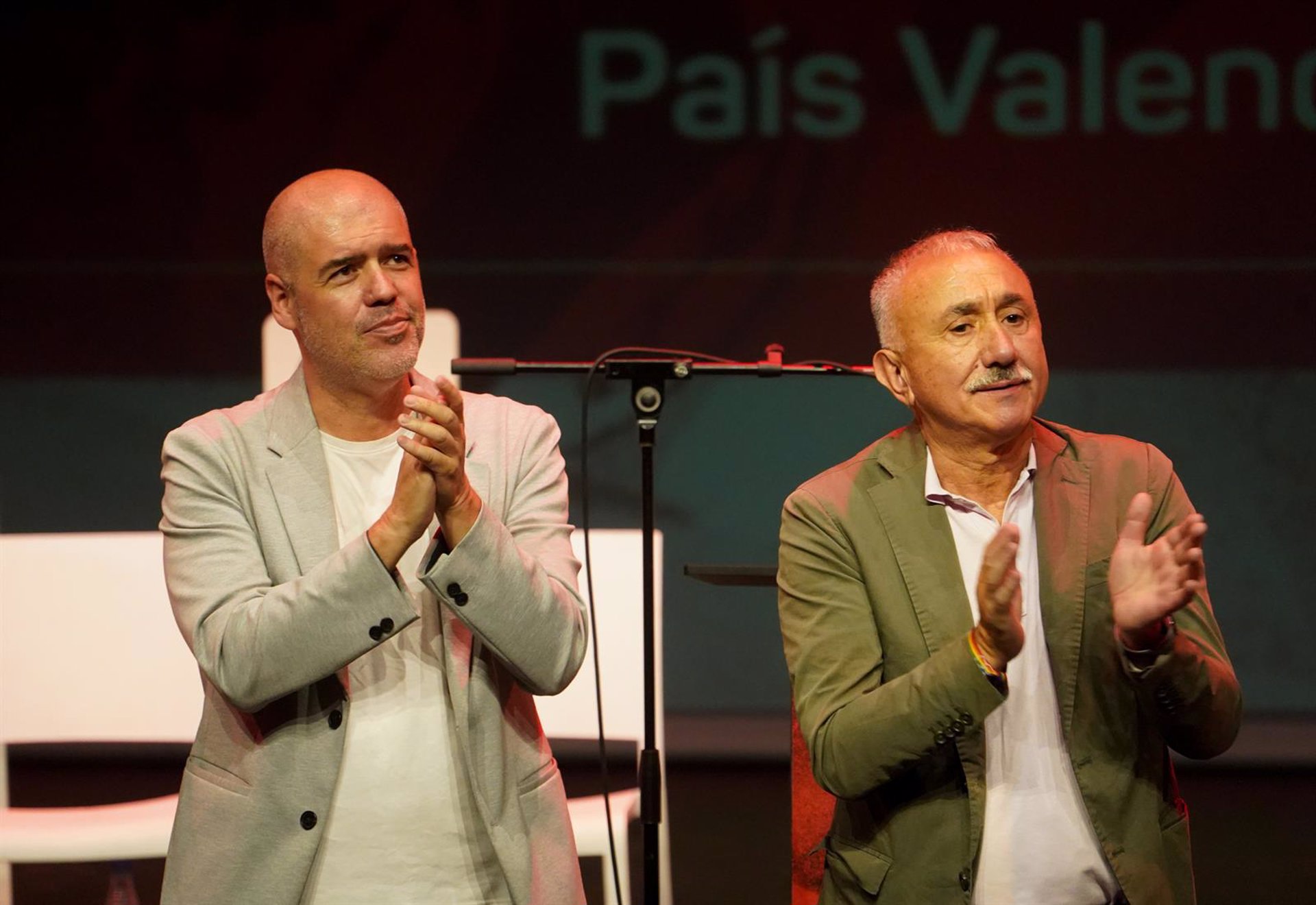 CCOO y UGT analizan a esta hora en sus órganos de dirección la reforma del subsidio por desempleo