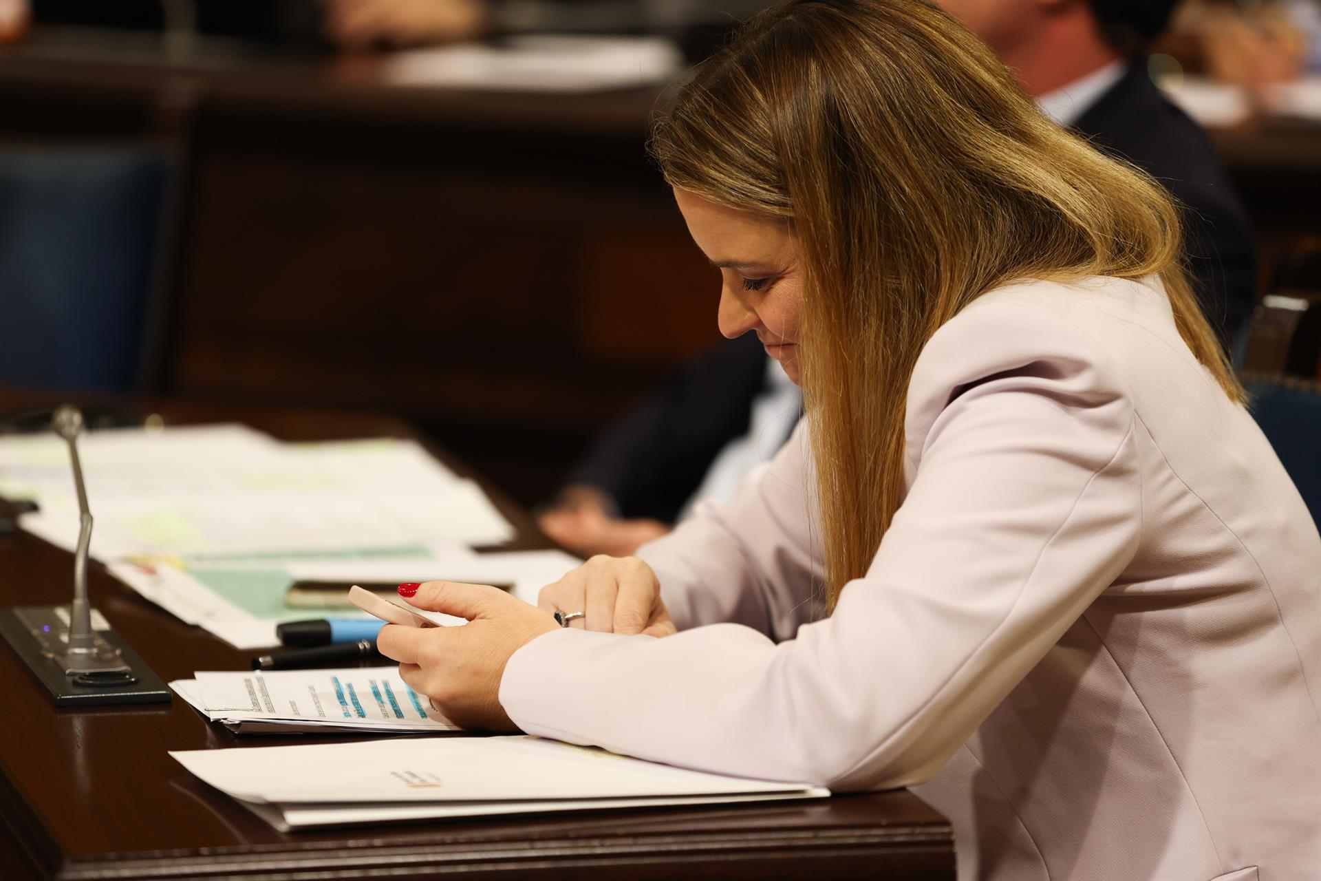 Prohens reconoce la necesidad de «una política de contención» turística en Baleares