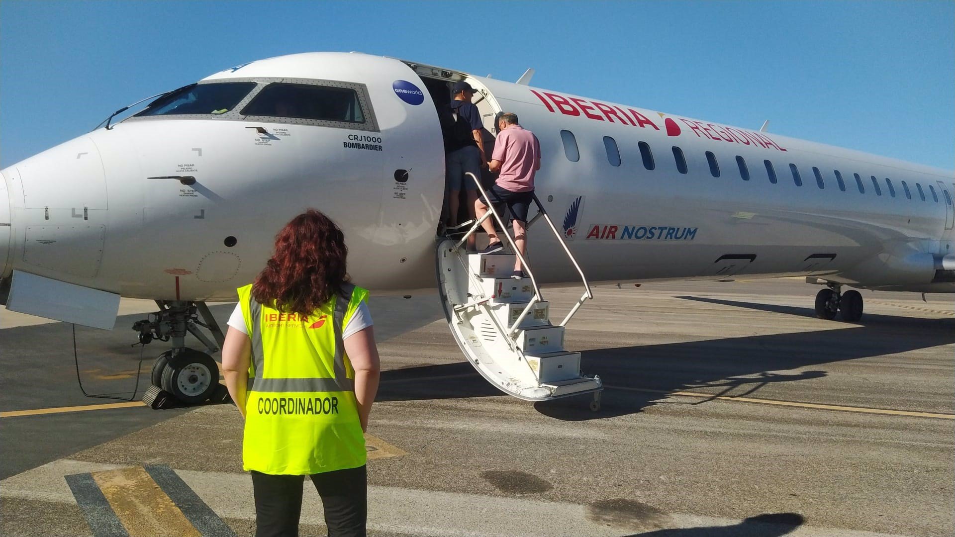 Air Nostrum conecta por primera vez Melilla con Galicia este verano