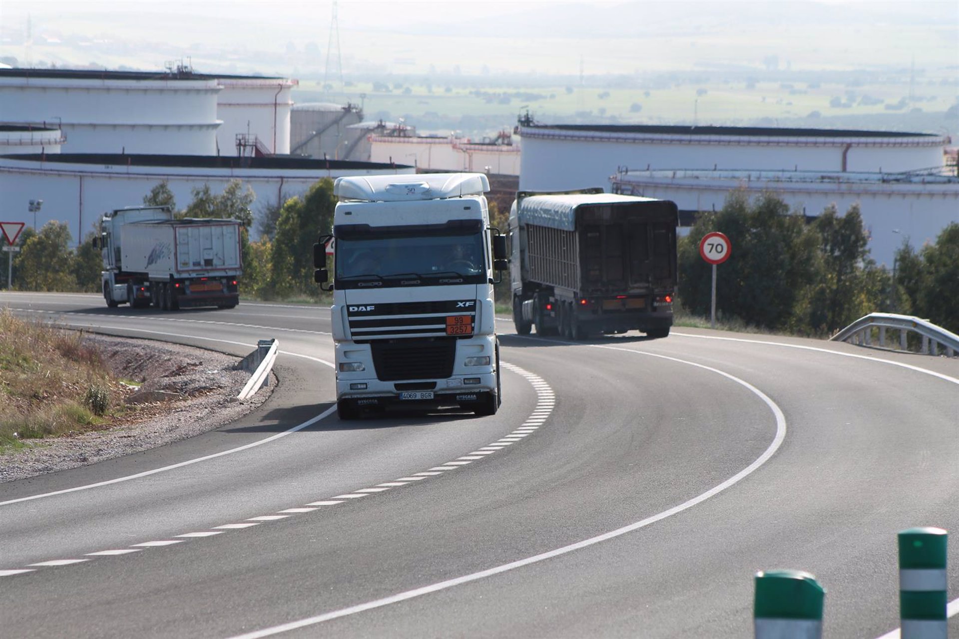 Transportes convoca 3,8 millones de euros en ayudas para formación en el sector de transporte por carretera