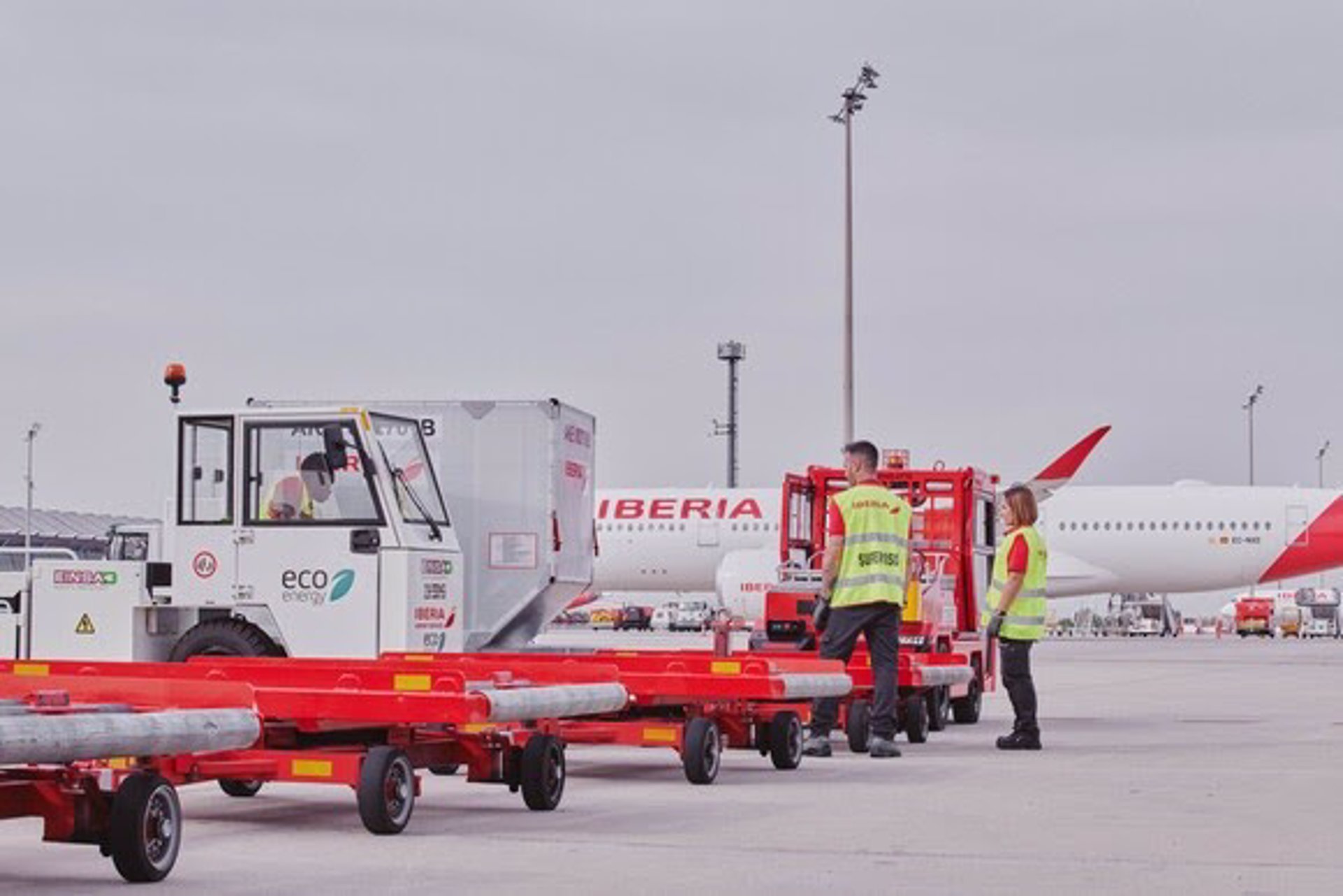 USO convoca este martes una concentración en Barajas contra el traspaso del ‘handling’ de Iberia a la nueva compañía
