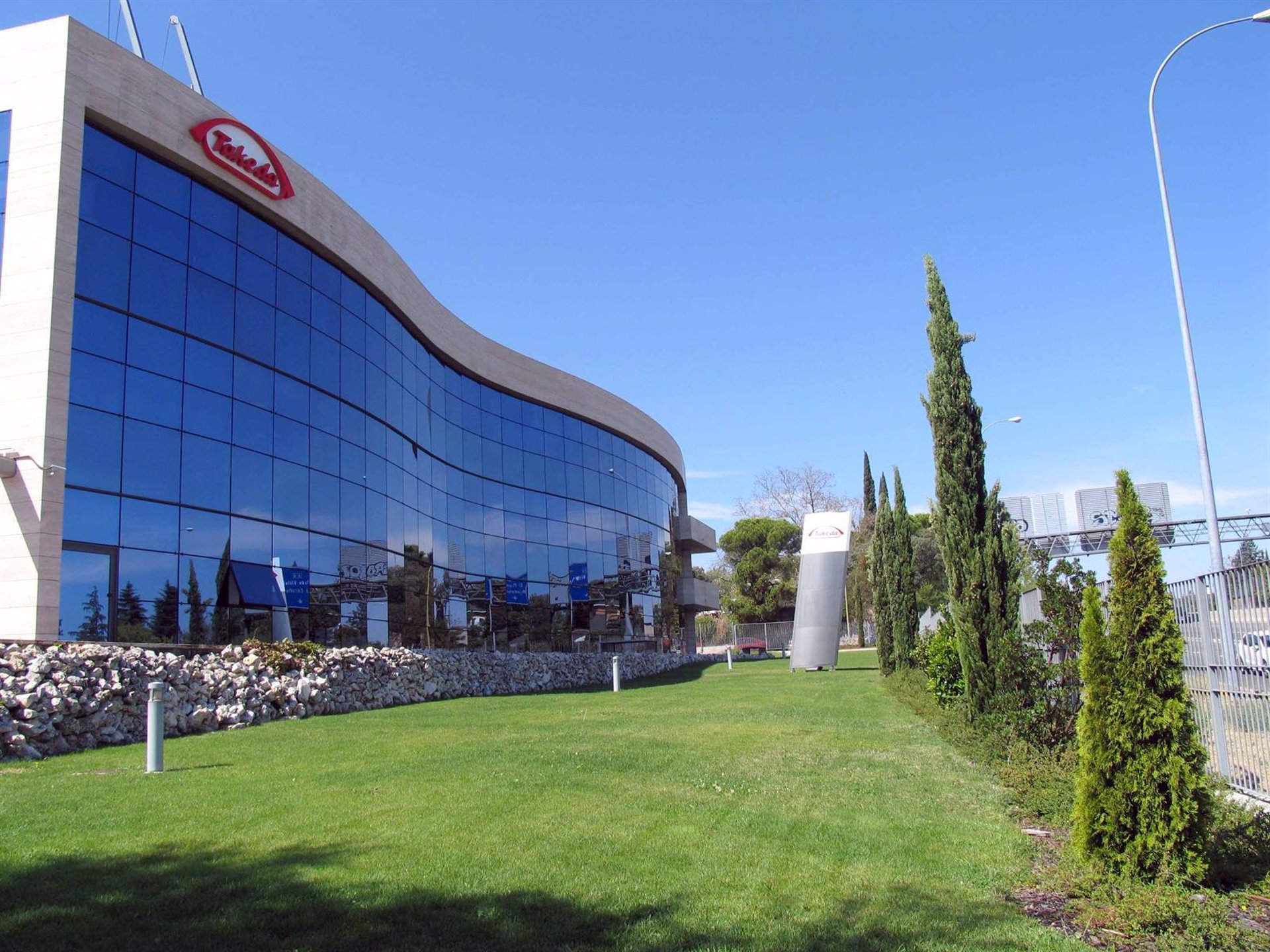 Takeda desarrollará un tratamiento para el alzhéimer con AC Immune por hasta 2.038 millones de euros