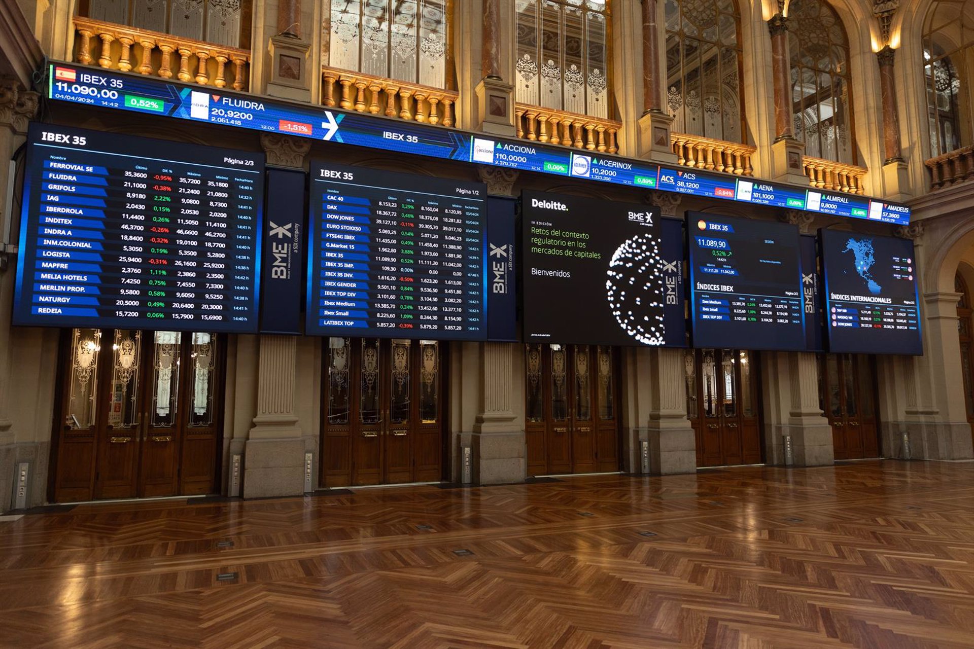 El Ibex 35 se da la vuelta y cierra con un avance del 0,4% y por encima de los 11.100 puntos