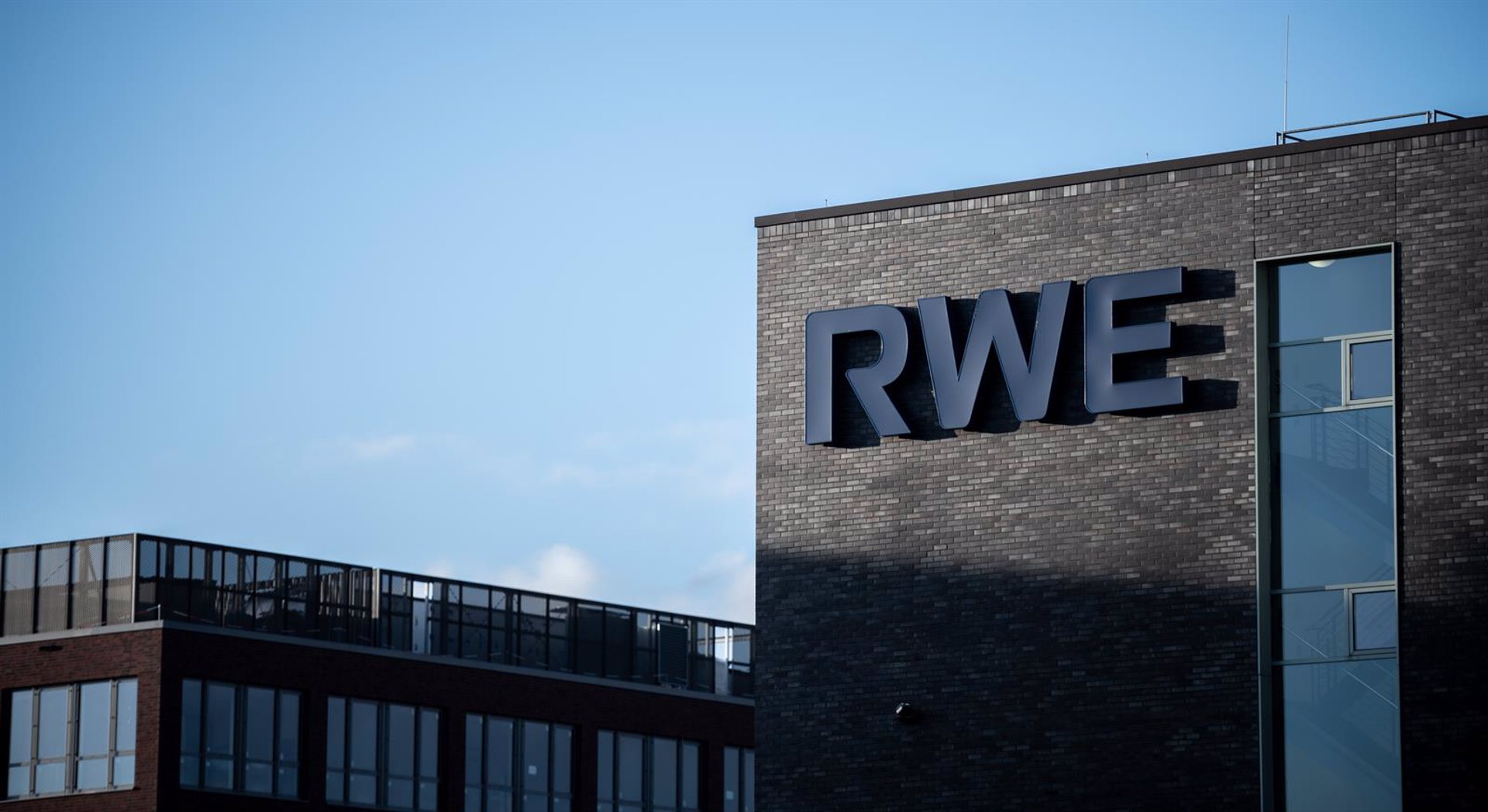 La energética alemana RWE gana 1.900 millones de euros, un 18,9% más, en el primer trimestre del año