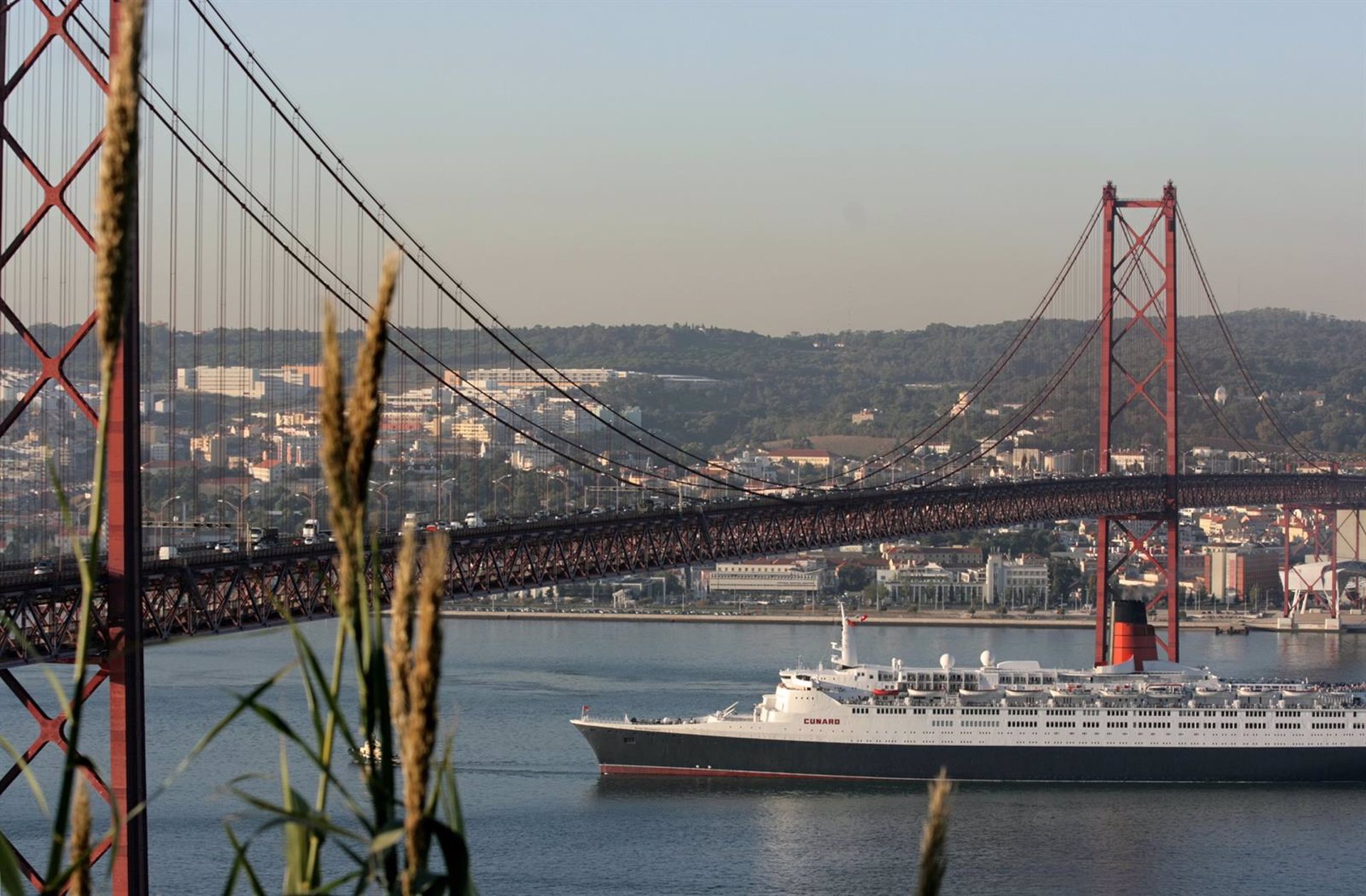La gestora española Serena entre en el capital de los puentes de Lisboa y una autopista portuguesa
