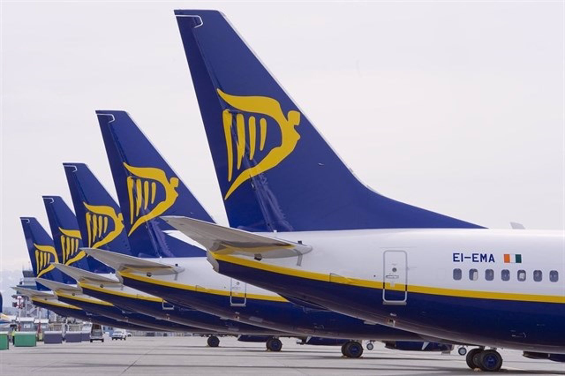 Ryanair gana 1.920 millones, un 34% más, y transporta 183,7 millones de pasajeros pese a los retrasos de Boeing
