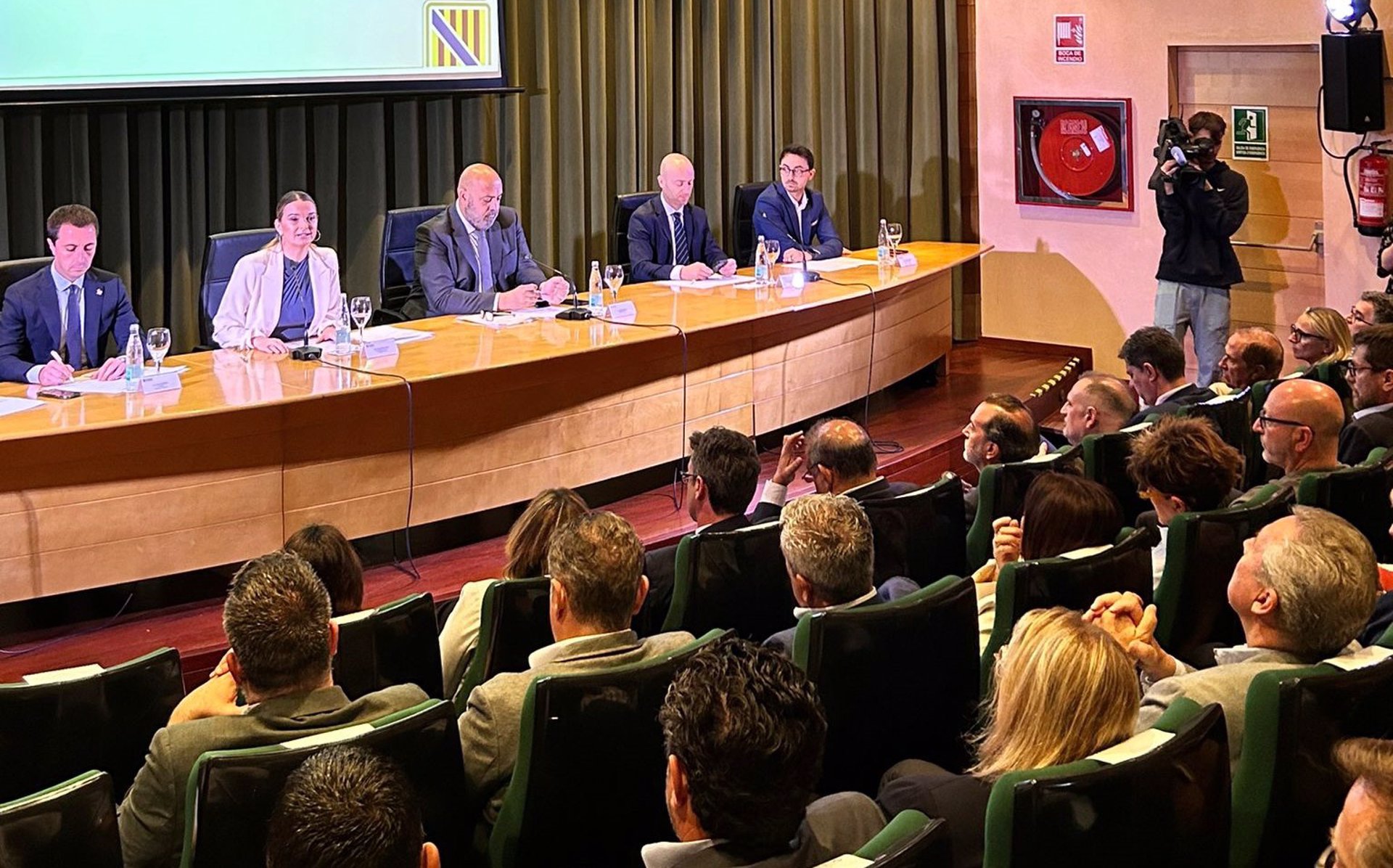 Baleares celebra la primera reunión de la Mesa para el Pacto Social por la Sostenibilidad para transformar el turismo