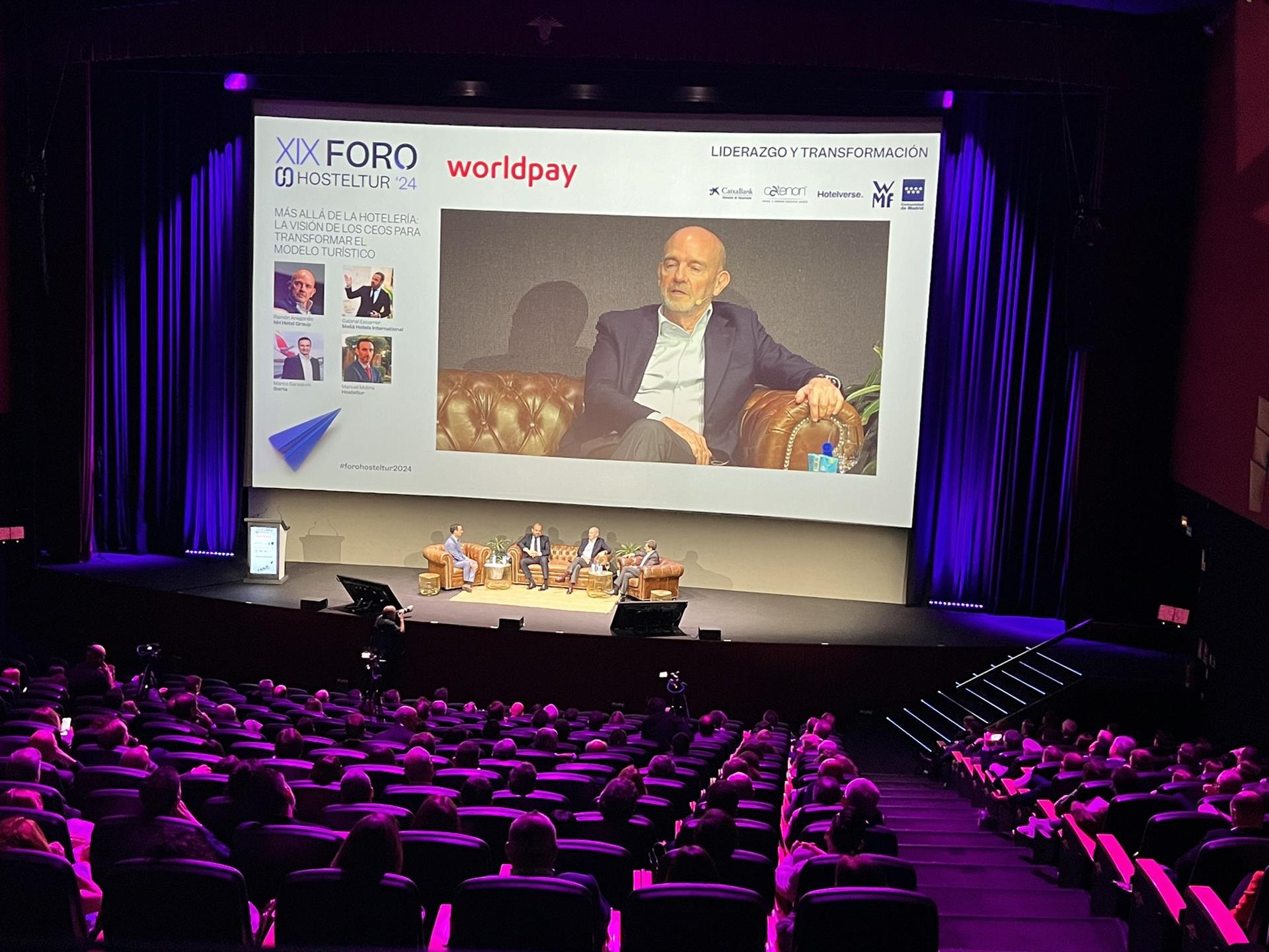 Sansavini (Iberia) prevé que la fusión de Air Europa puede alargarse a después de verano