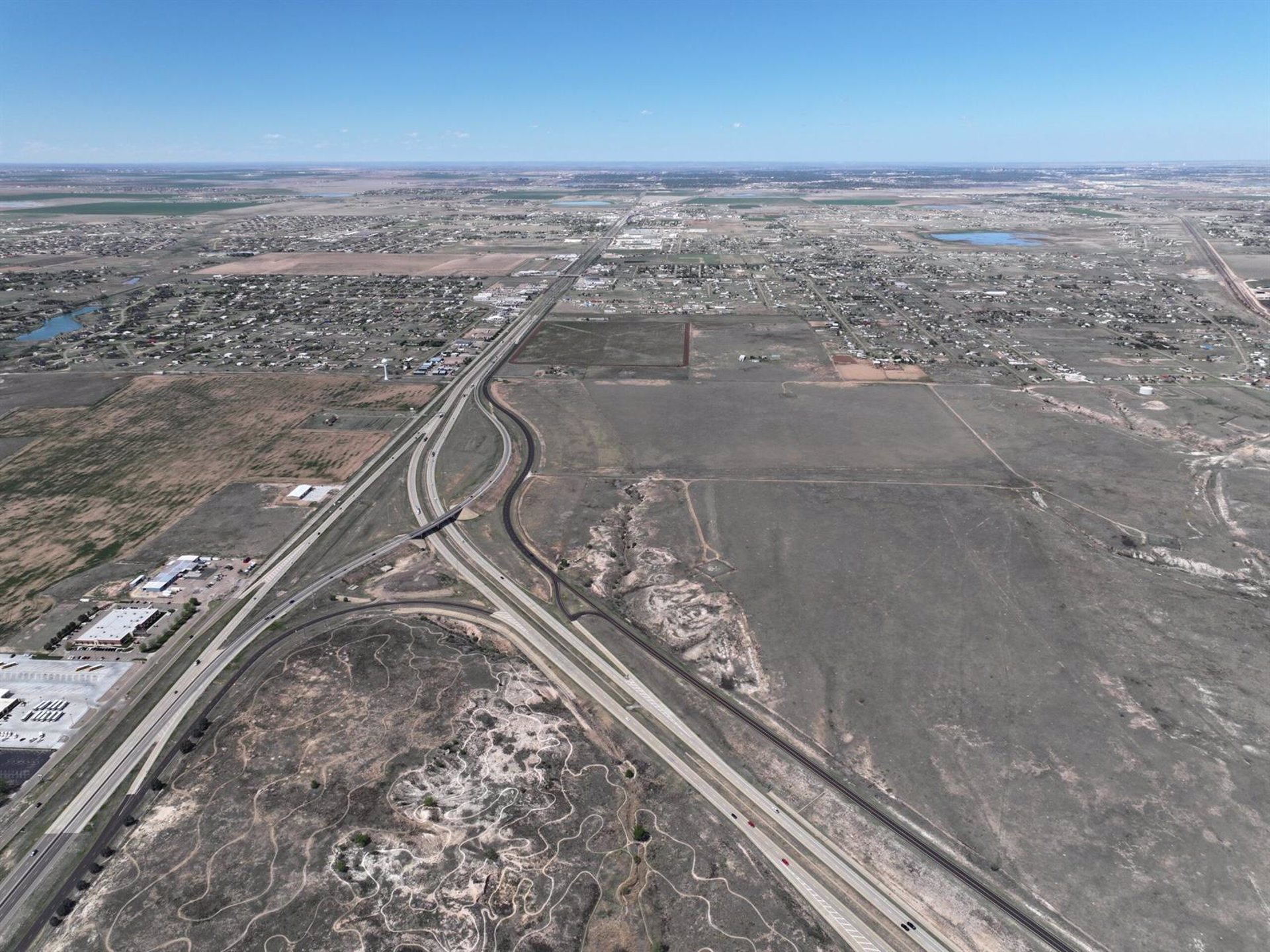 Ferrovial gana nuevos proyectos de infraestructuras en Estados Unidos y Canadá por 1.100 millones de euros