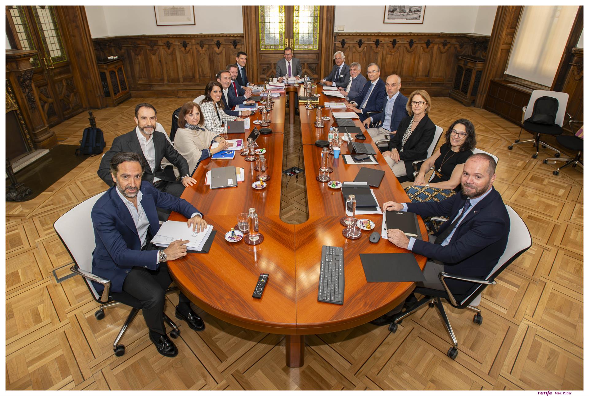 Renfe finaliza la renovación de su comité de dirección
