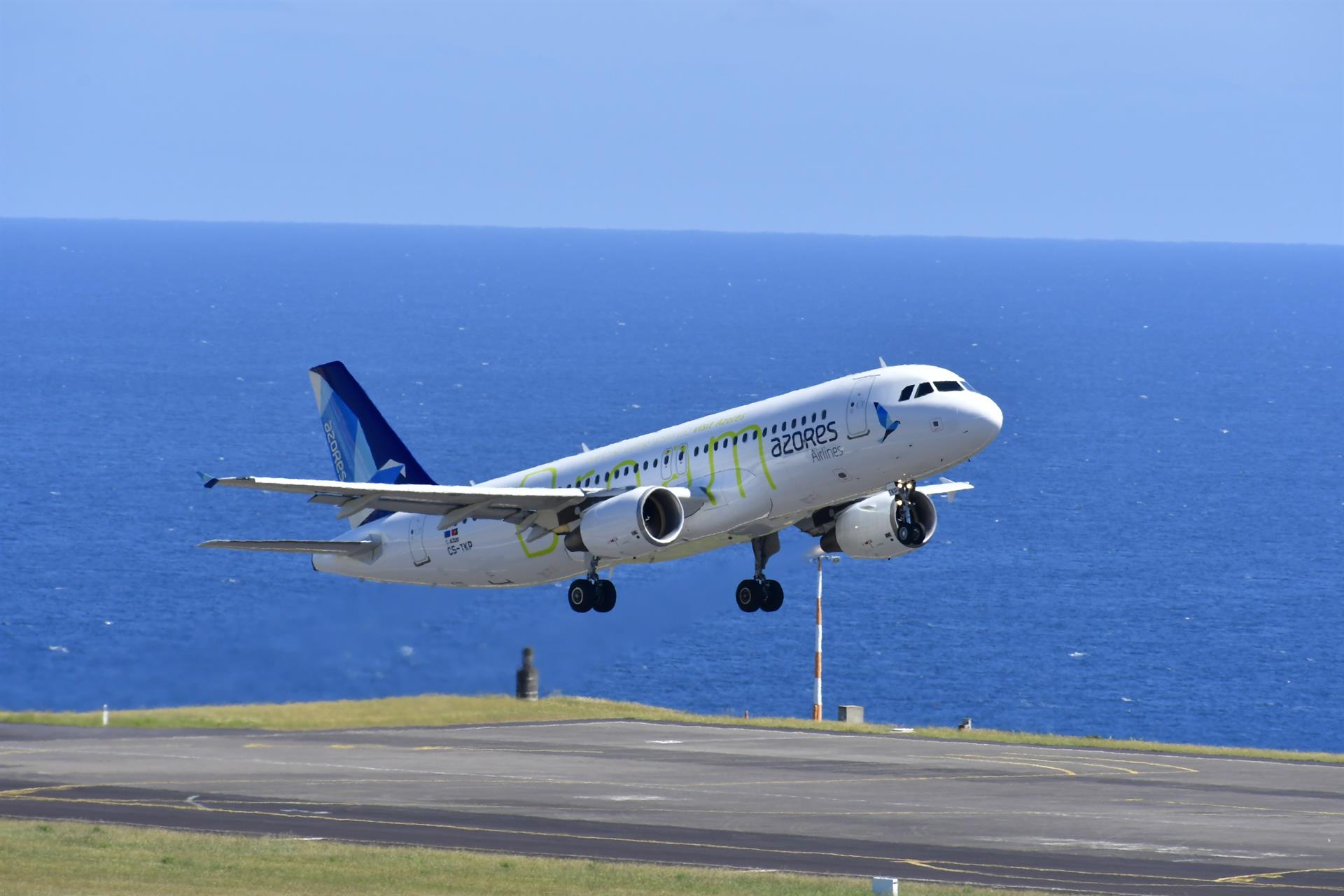 Azores Airlines (Grupo SATA) ofrecerá dos vuelos directos entre España y Azores este verano