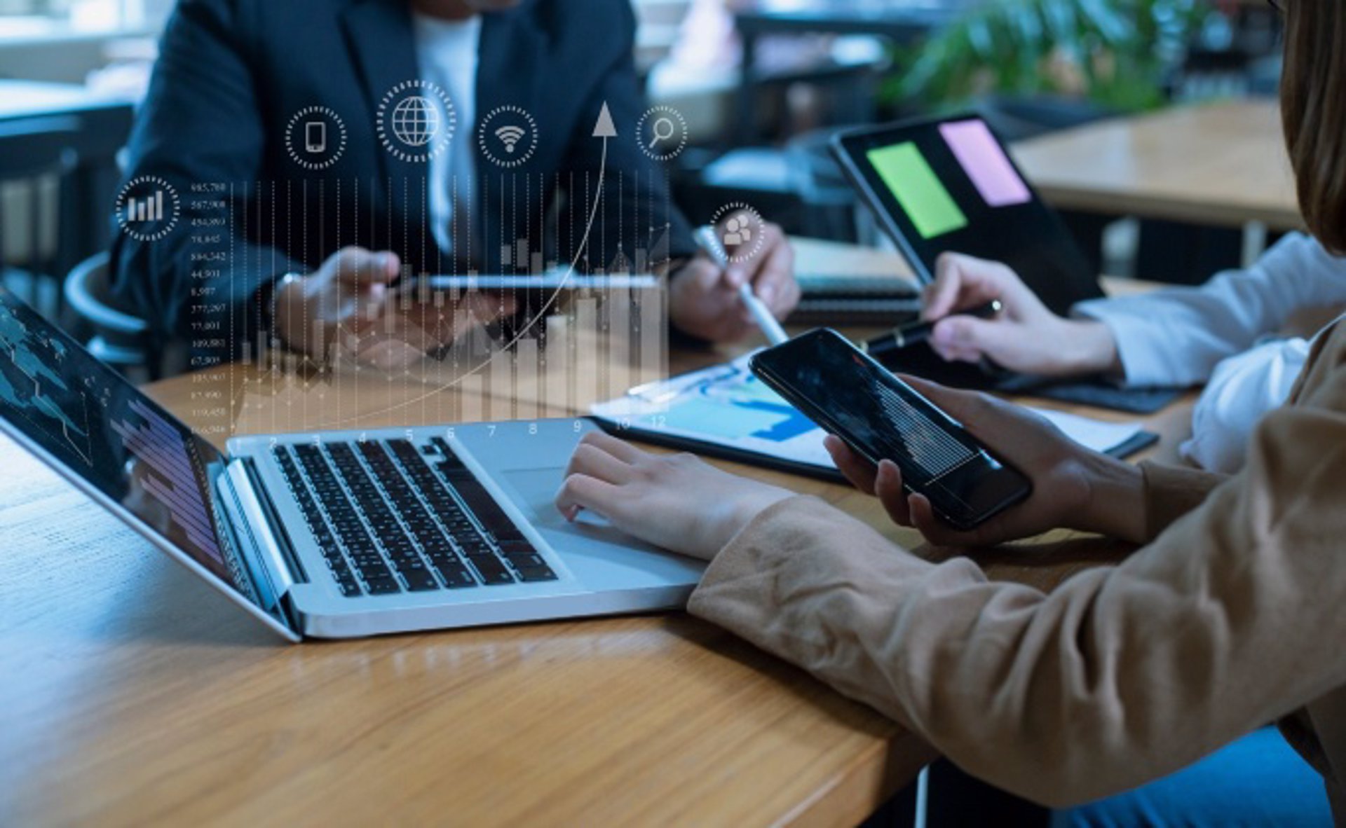 Ávoris negocia la compra de DIT Gestión, que lidera el número de puntos de venta en España