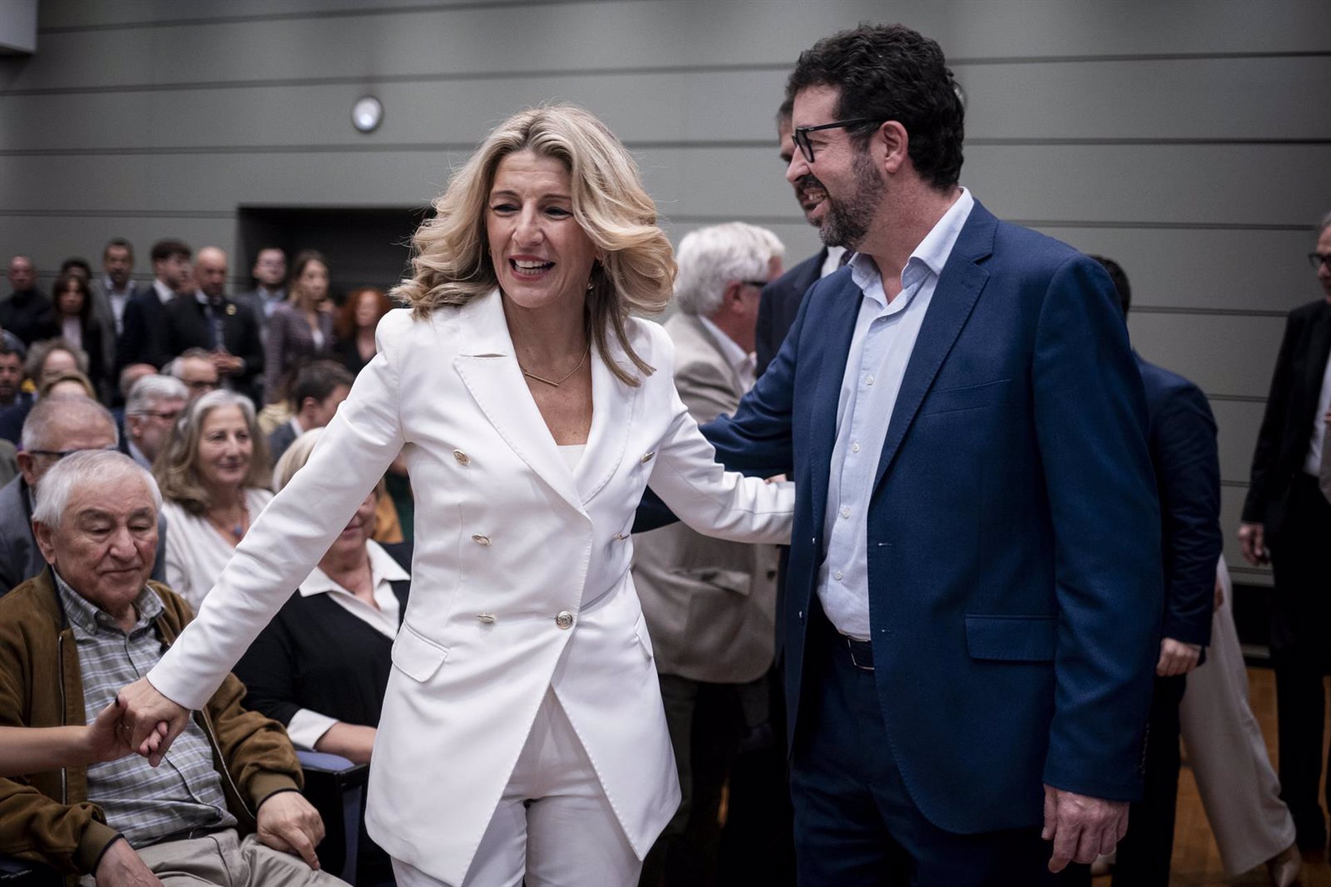 Trabajo y agentes sociales se reúnen mañana para abordar la reducción de la jornada laboral