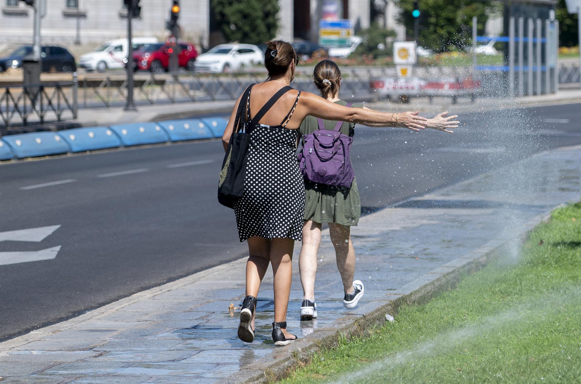 Las máximas bajarán hoy, aunque Córdoba tendrá 40ºC, mientras que lloverá en el nordeste de Cataluña