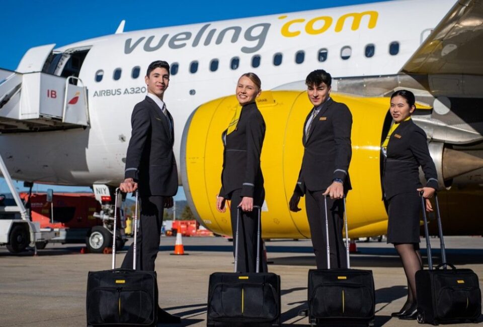 Vueling celebra sus primeros 20 años junto a Rigoberta Bandini