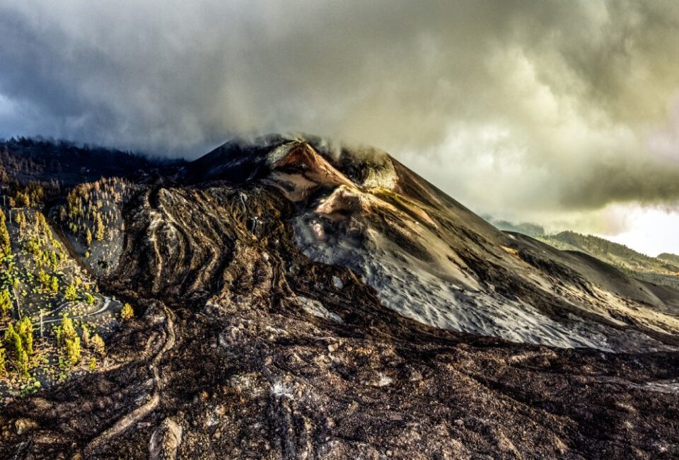 La ruta hacia el nuevo volcán Tajogaite (y otros senderos para conocer la impresionante naturaleza de La Palma)