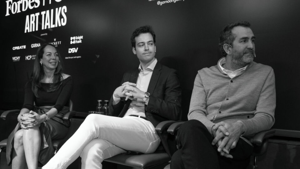 Forbes House Art Talks: "A mucha gente le da pavor entrar en una galería. España necesita que los jóvenes empiecen a comprar arte"