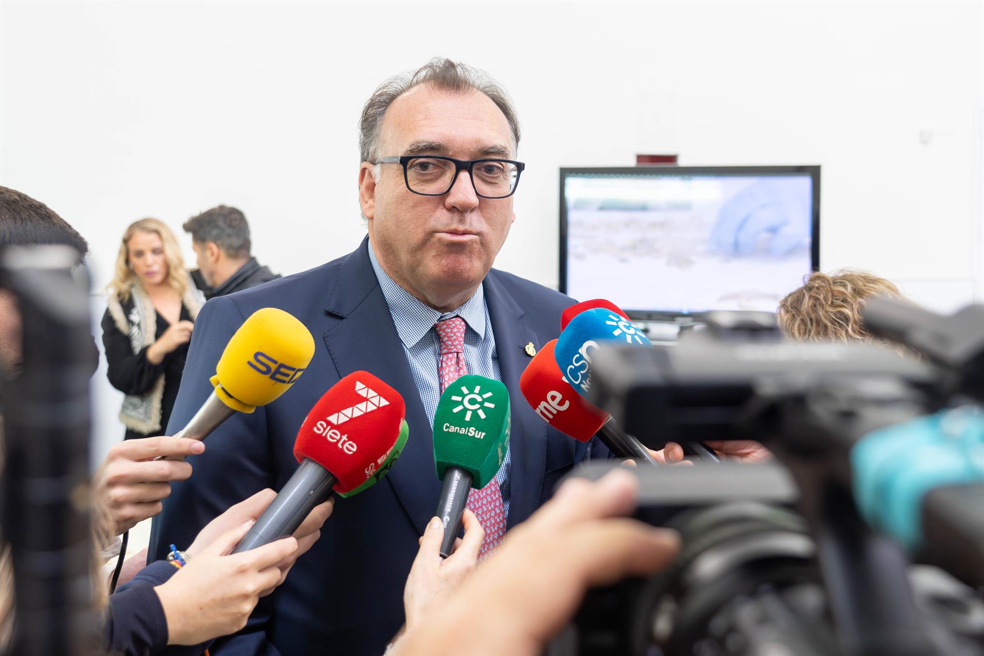 Andalucía trabaja para que las aerolíneas consideren «rentables» los vuelos en el aeropuerto de Jerez