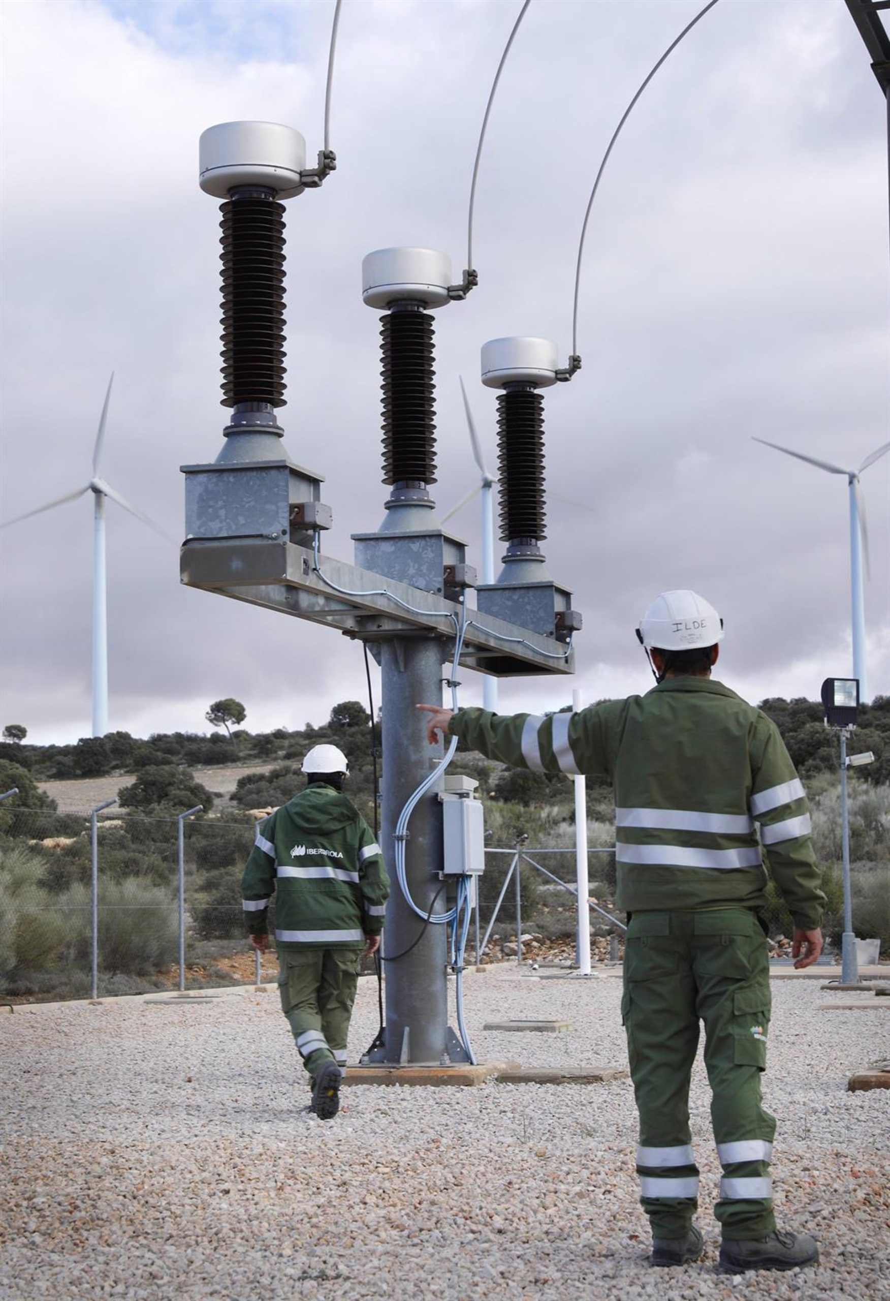Iberdrola pone en marcha un despliegue operativo especial para garantizar el suministro eléctrico en el 9-J