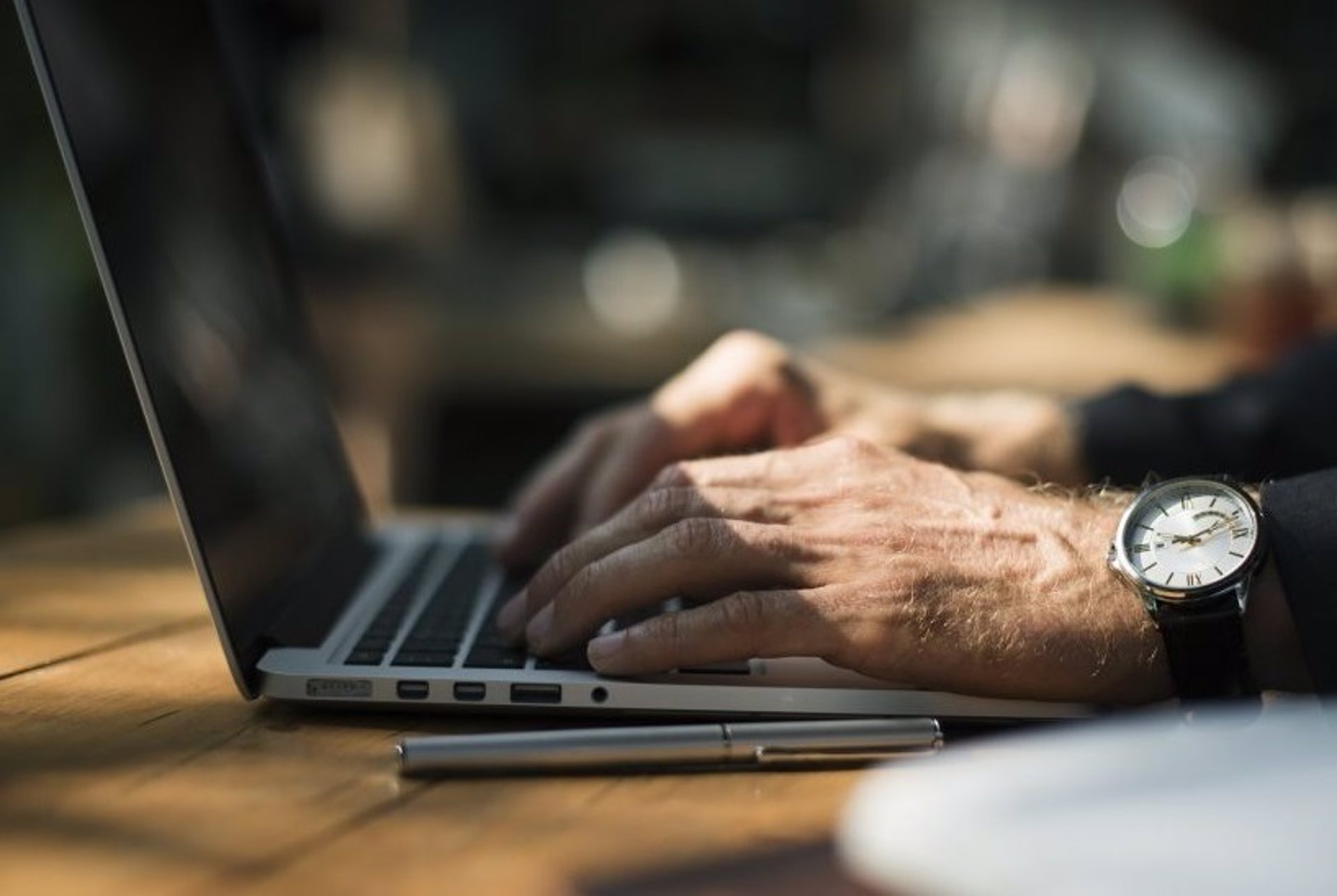 Casi el 40% de los españoles querría tener más libertad para gestionar sus vacaciones