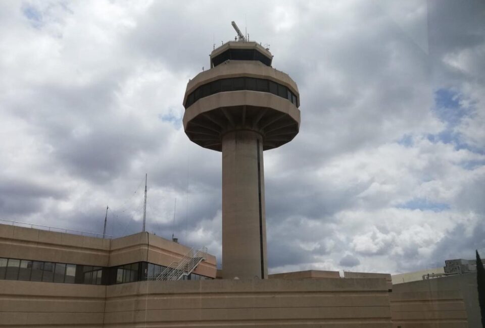 Regresa la normalidad al aeropuerto de Palma tras la gran tormenta de ayer