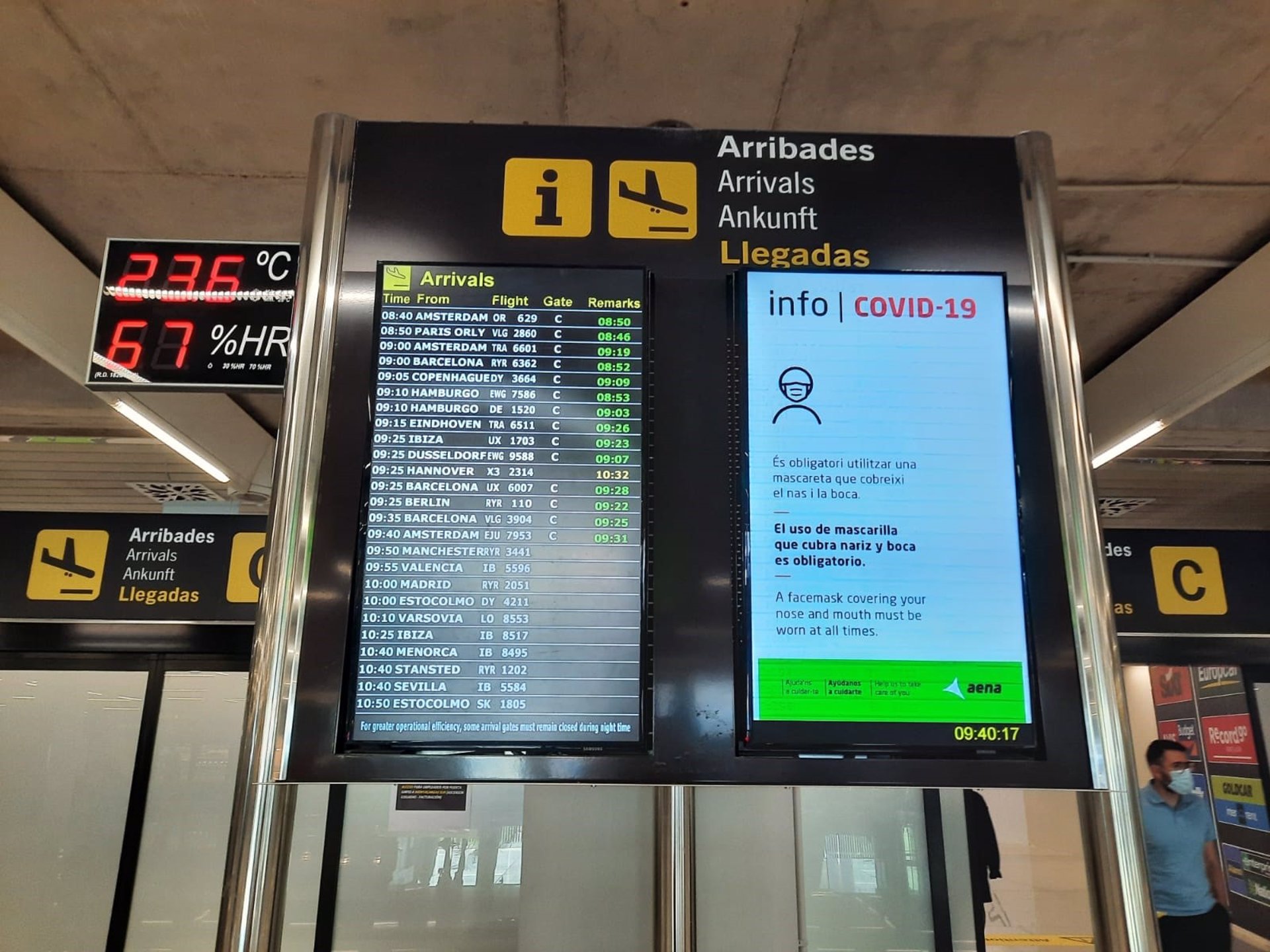 El aeropuerto de Palma acumula algunos retrasos por la tormenta de ayer y el mal tiempo en Francia y Barcelona